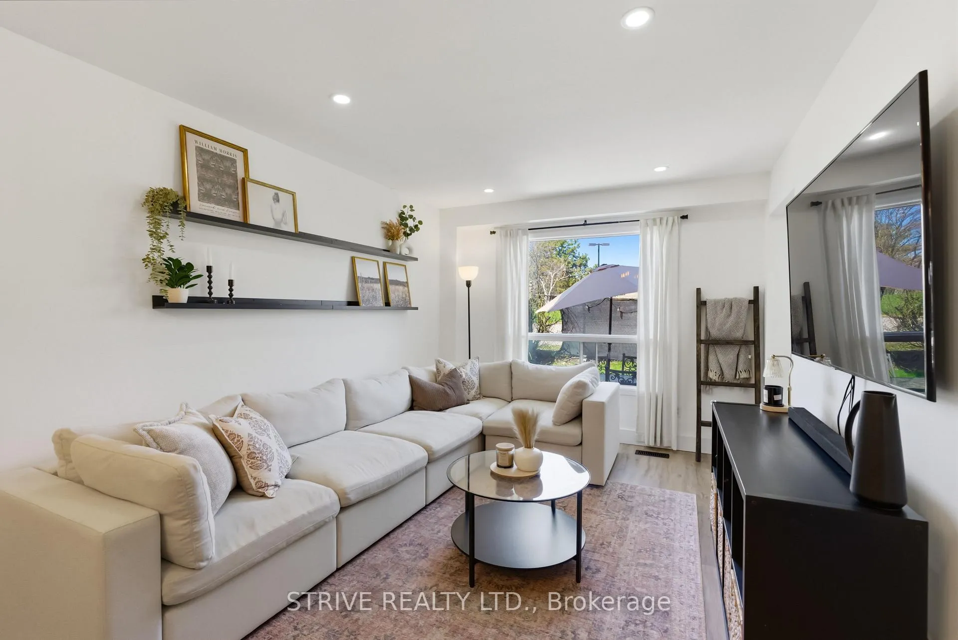 Photo 8 of 62 Windham Crescent, Clarington, Courtice — HOMEH