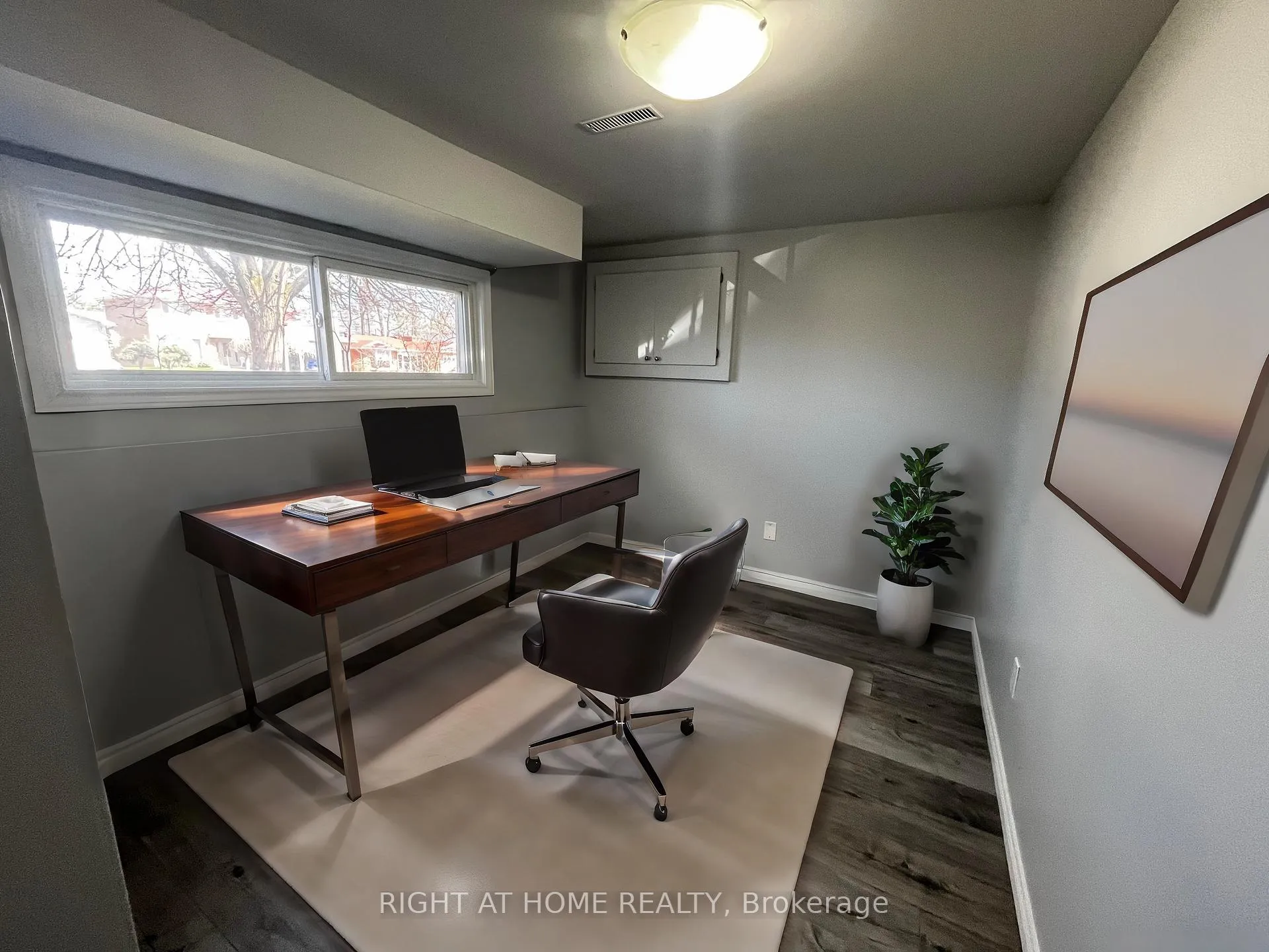 Photo 7 of Unit Unit 2, 294 Anne Street N, Barrie, Letitia Heights — HOMEH
