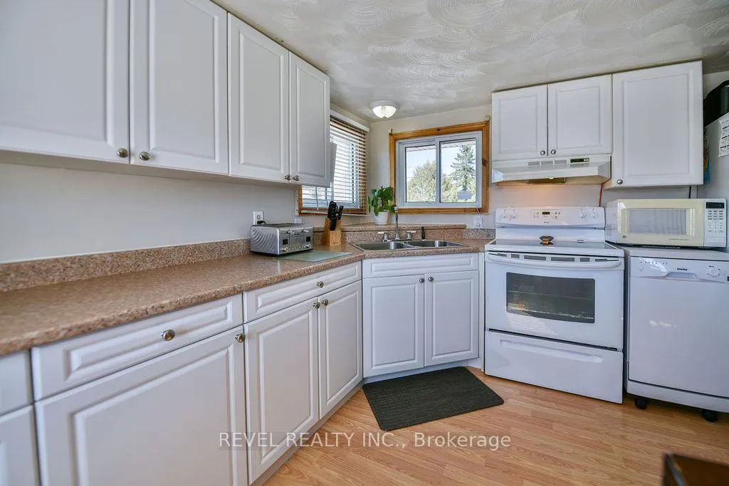 Photo 12 of 2 Rovie Avenue, Timmins, TS - Trailer Parks — HOMEH