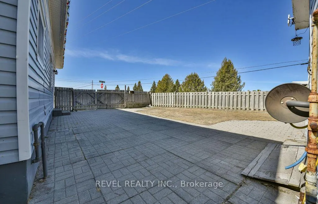 Photo 25 of 2 Rovie Avenue, Timmins, TS - Trailer Parks — HOMEH