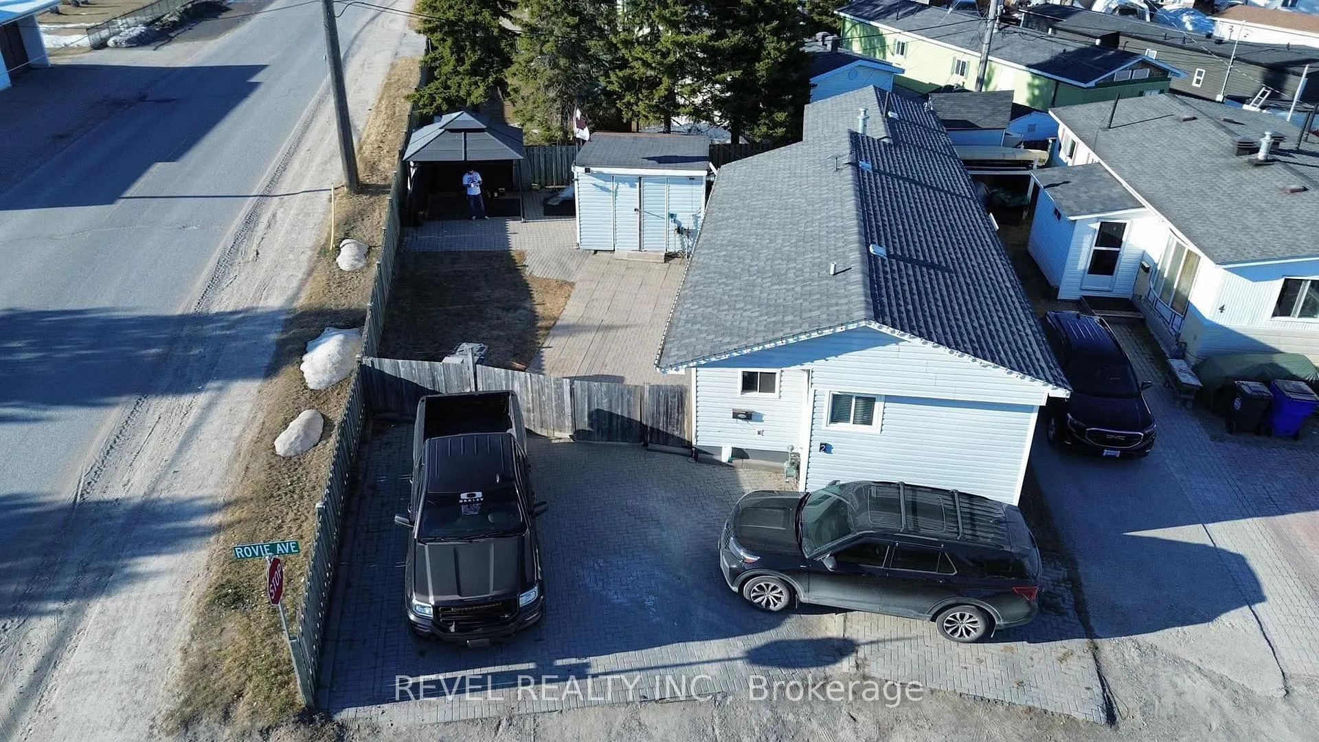 Photo 26 of 2 Rovie Avenue, Timmins, TS - Trailer Parks — HOMEH