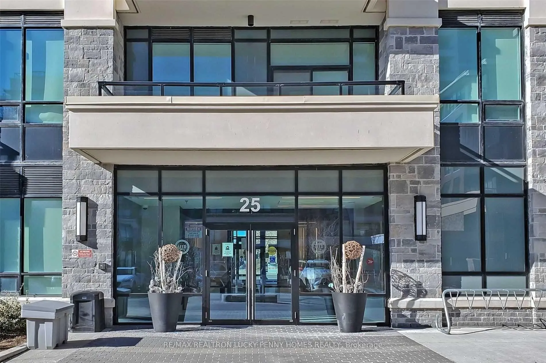 Photo 2 of Unit 230, 25 Water Walk Drive, Markham, Unionville — HOMEH