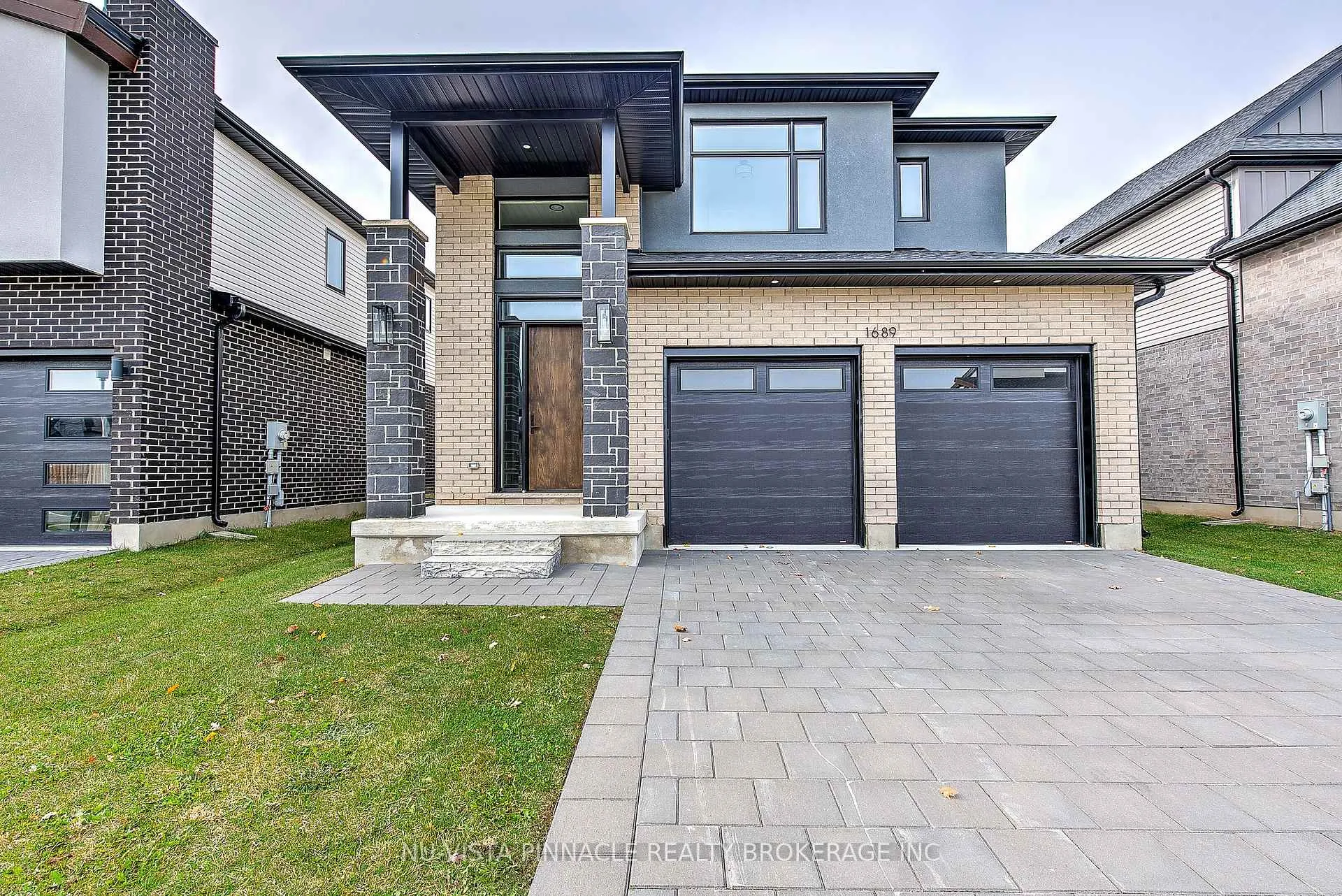 Photo 1 of 1689 Brayford Avenue, London, South K — HOMEH