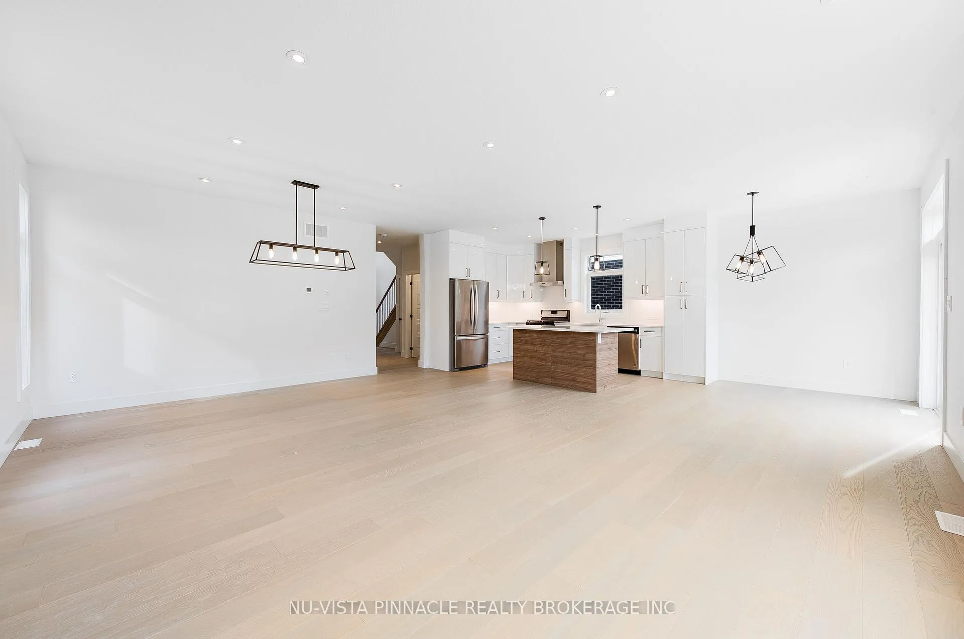 Photo 25 of 1689 Brayford Avenue, London, South K — HOMEH