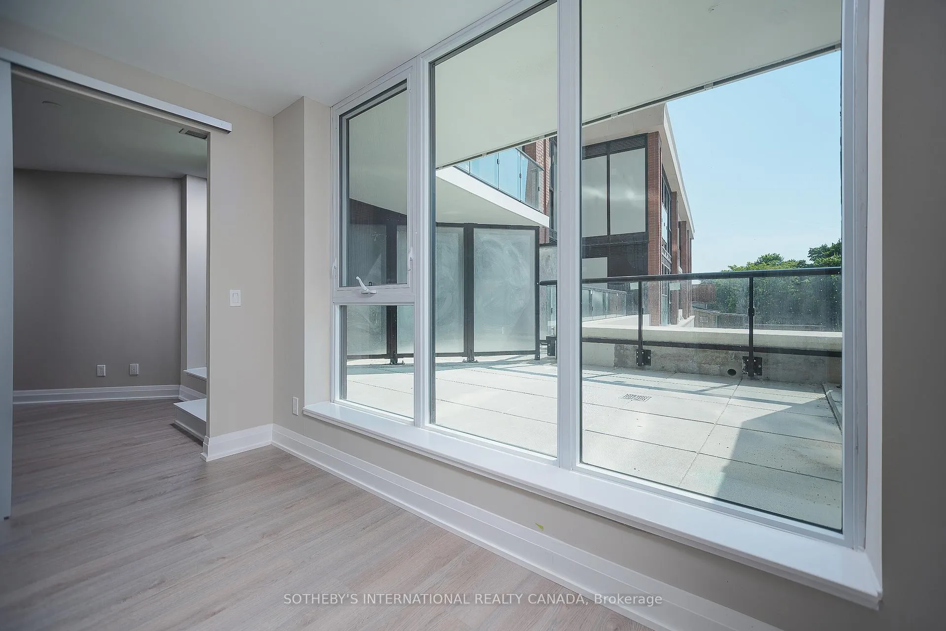 Photo 6 of Unit 219, 1 Belsize Drive, Toronto, Mount Pleasant West — HOMEH