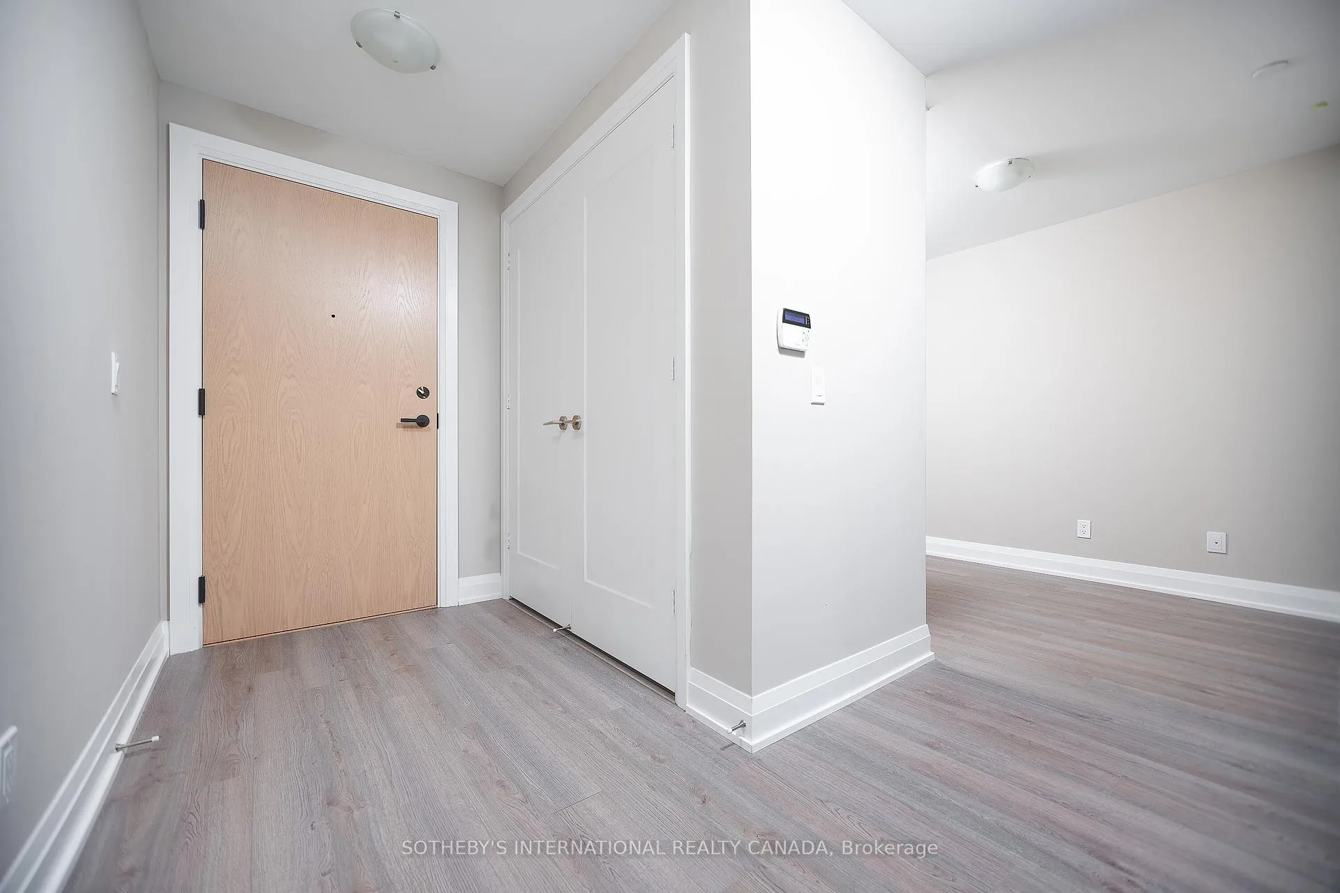 Photo 13 of Unit 219, 1 Belsize Drive, Toronto, Mount Pleasant West — HOMEH