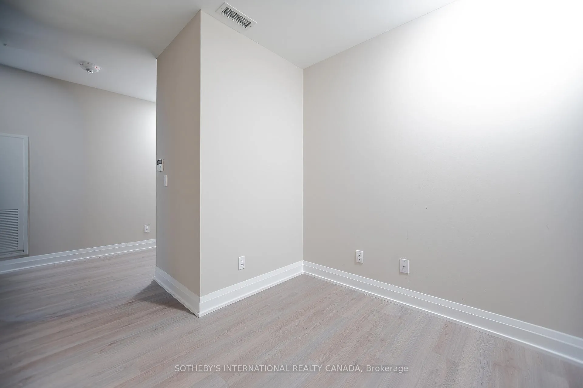 Photo 15 of Unit 219, 1 Belsize Drive, Toronto, Mount Pleasant West — HOMEH