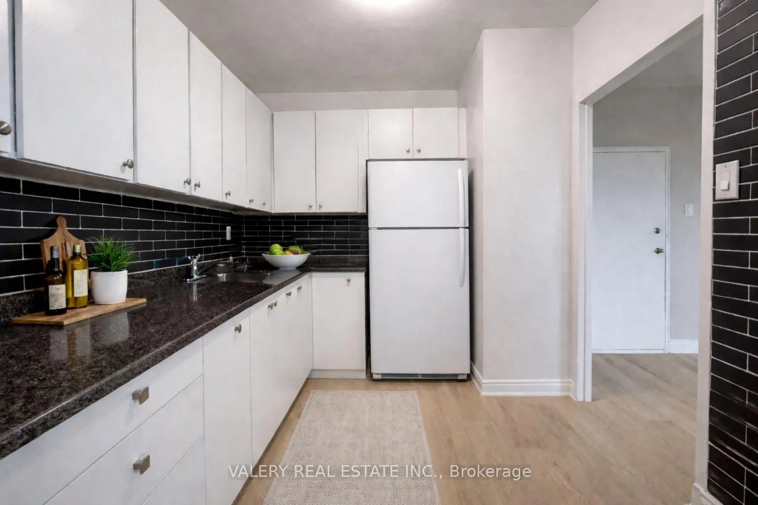 Photo 2 of Unit 605, 1725 Lawrence Avenue E, Scarborough, Wexford-Maryvale — HOMEH