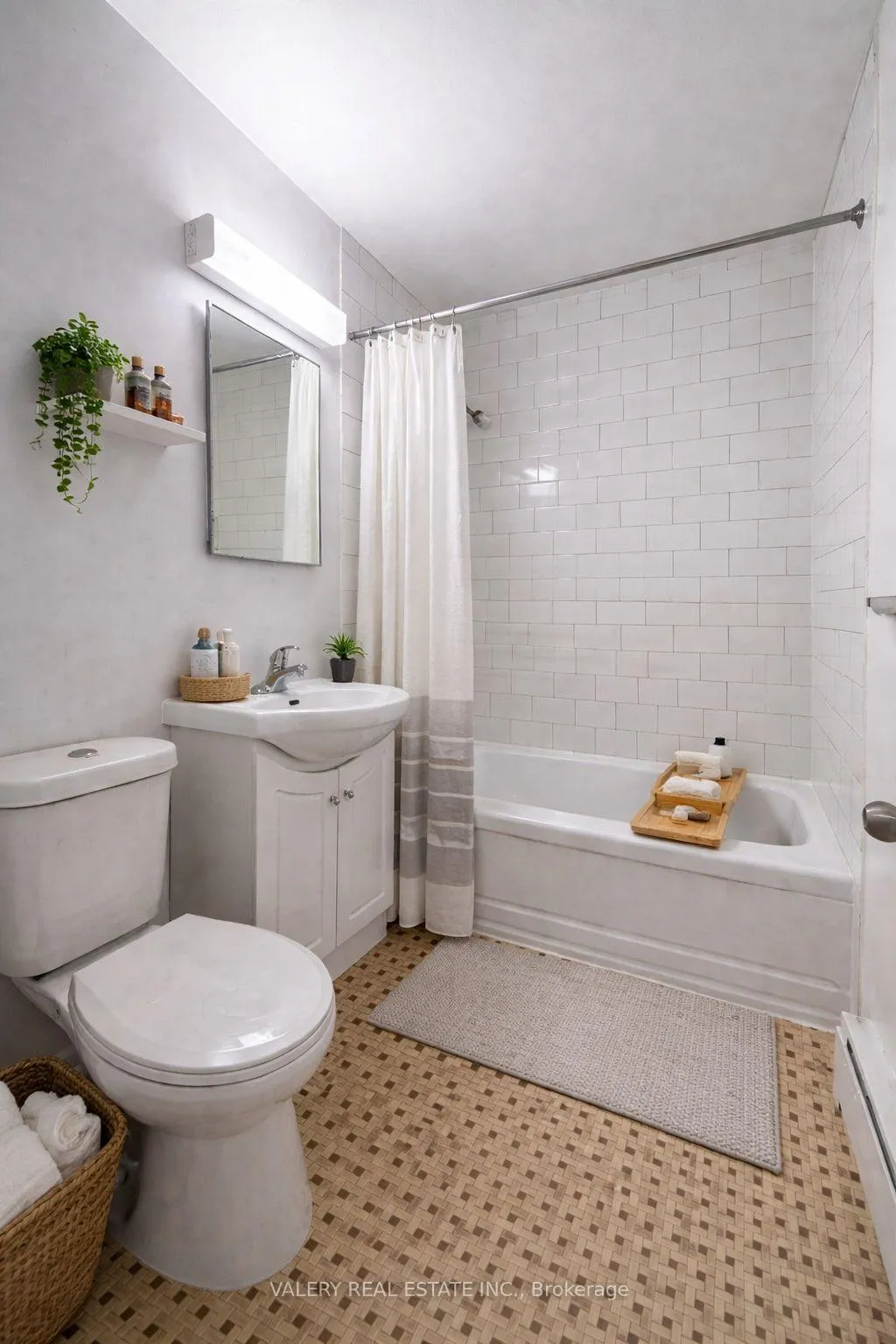 Photo 6 of Unit 605, 1725 Lawrence Avenue E, Scarborough, Wexford-Maryvale — HOMEH