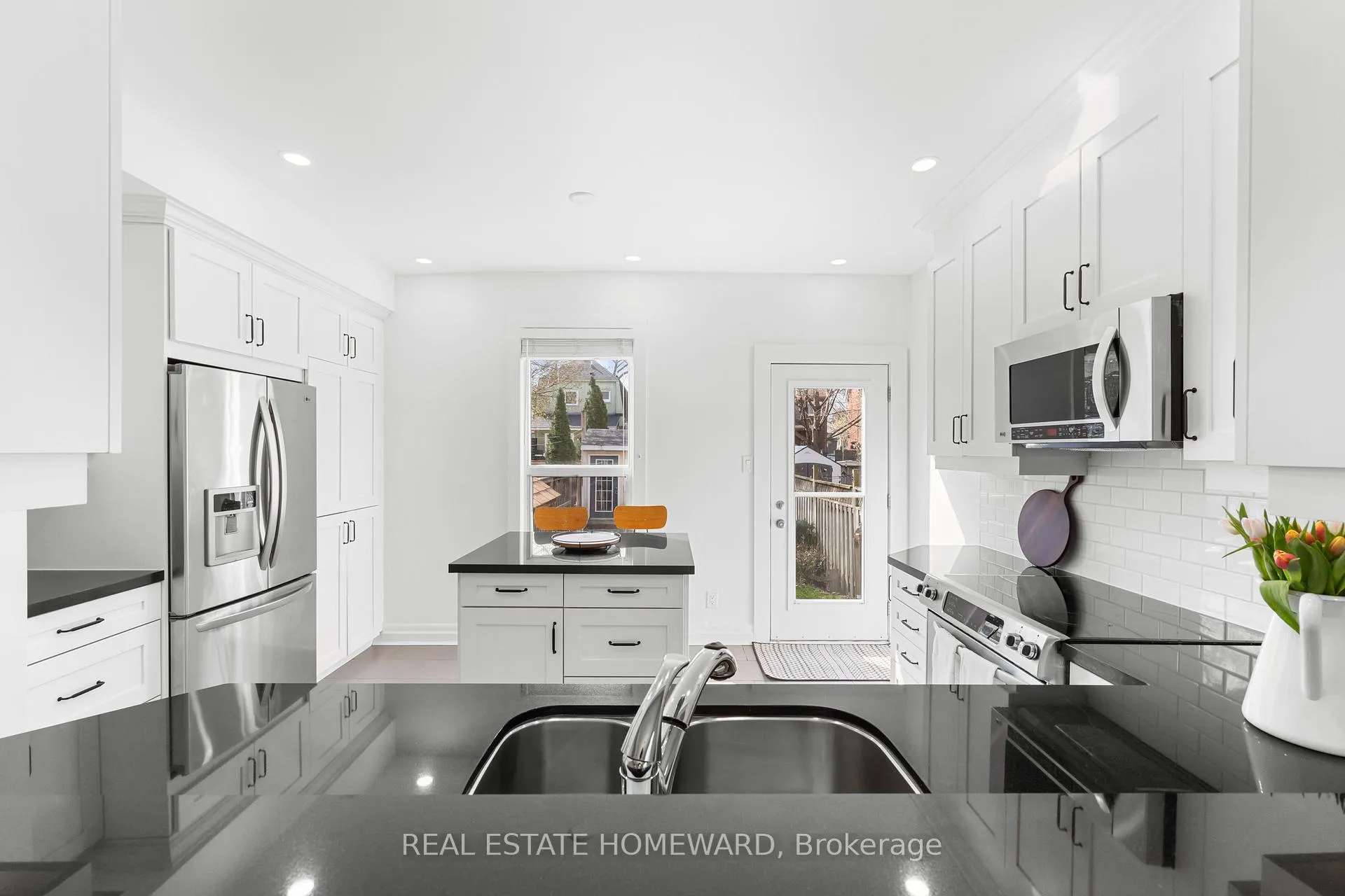 Photo 8 of 93 Newmarket Avenue, Toronto, East End-Danforth — HOMEH