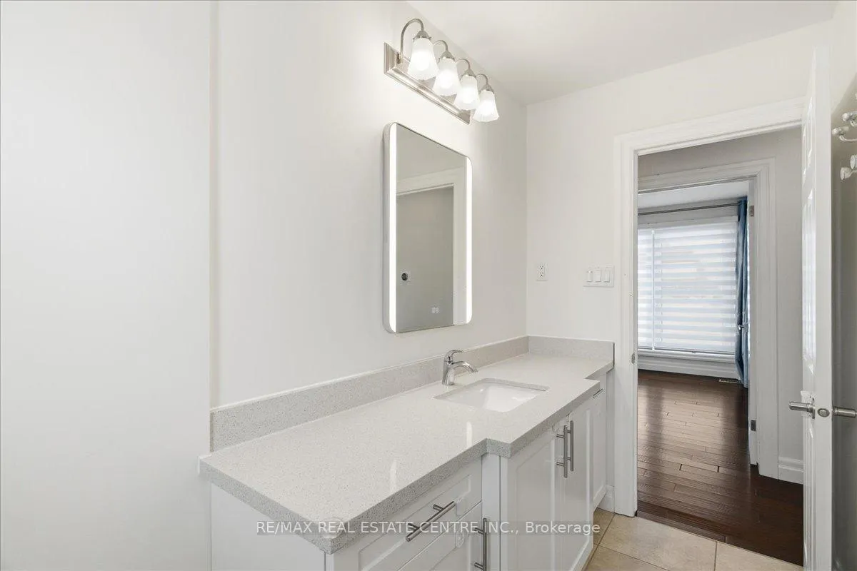 Photo 28 of 431 Second Road E, Hamilton, Stoney Creek — HOMEH