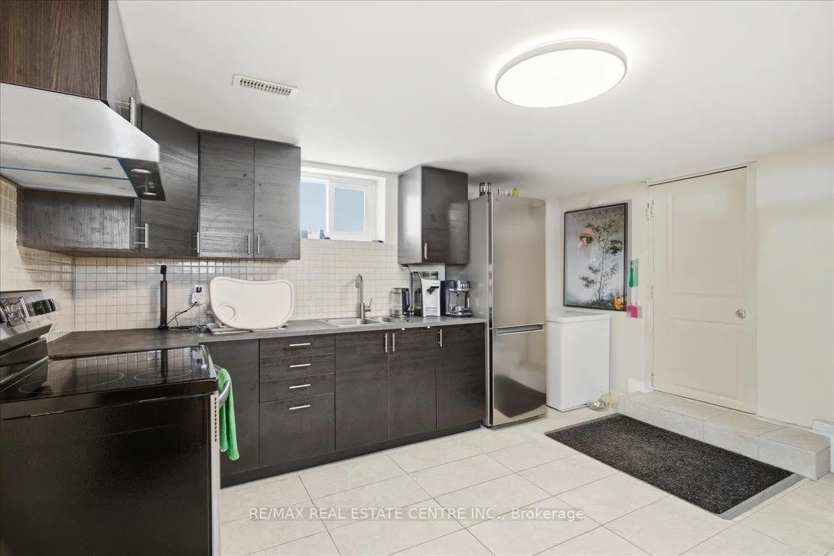 Photo 30 of 431 Second Road E, Hamilton, Stoney Creek — HOMEH