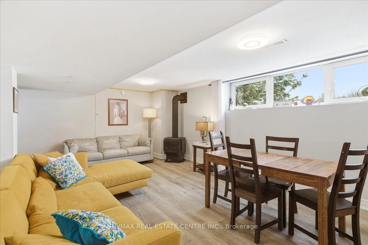 Photo 33 of 431 Second Road E, Hamilton, Stoney Creek — HOMEH