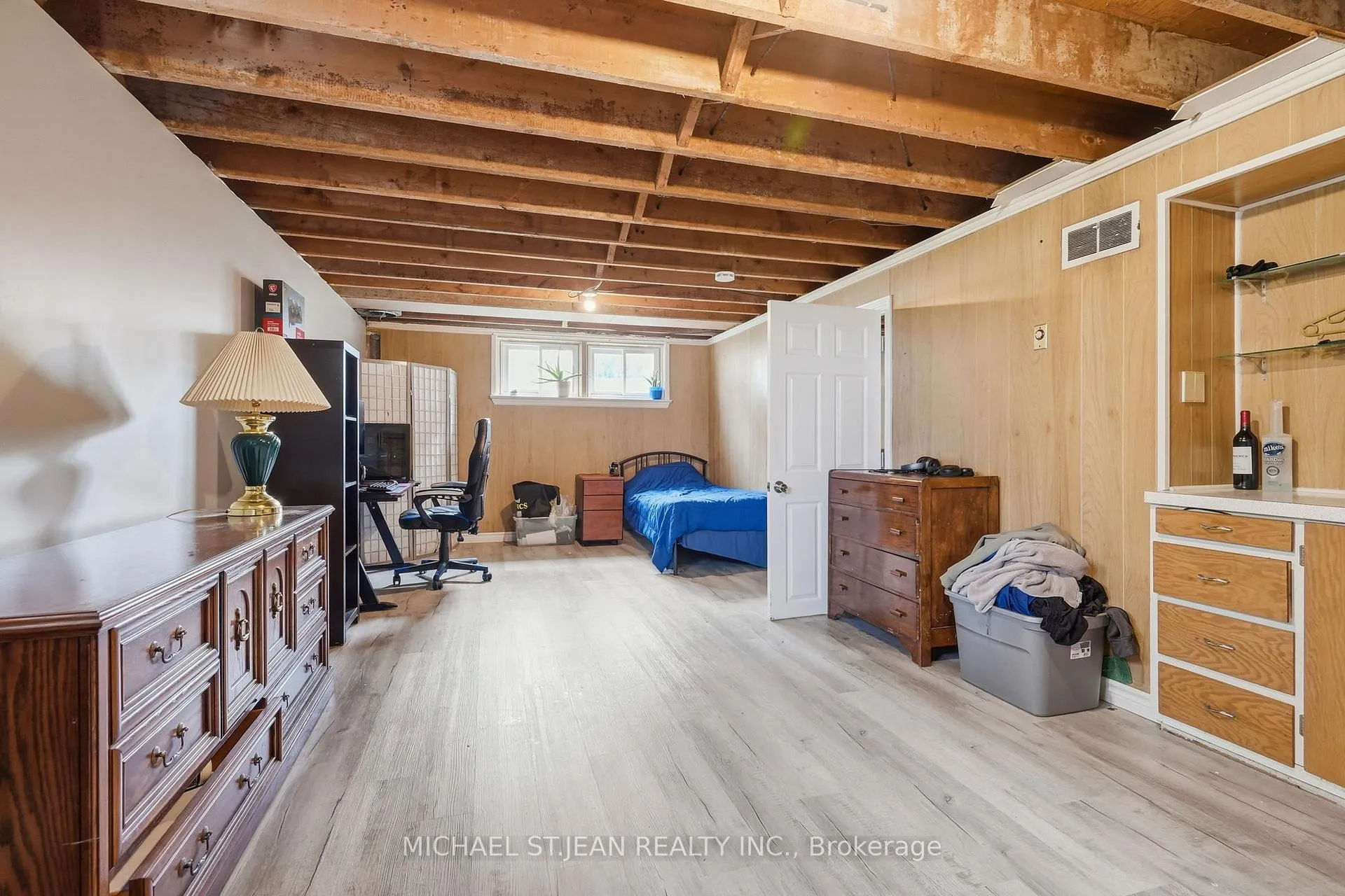 Photo 23 of 12 Parkview Road, Haldimand — HOMEH