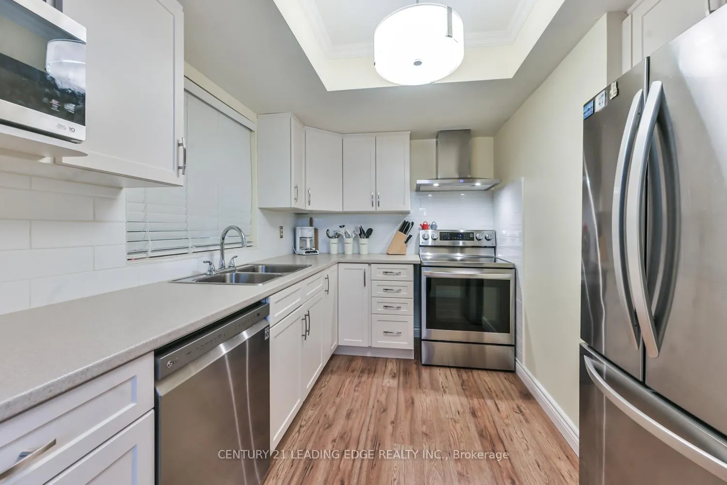 Photo 13 of Unit PH13, 100 Anna Russell Way, Markham, Unionville — HOMEH