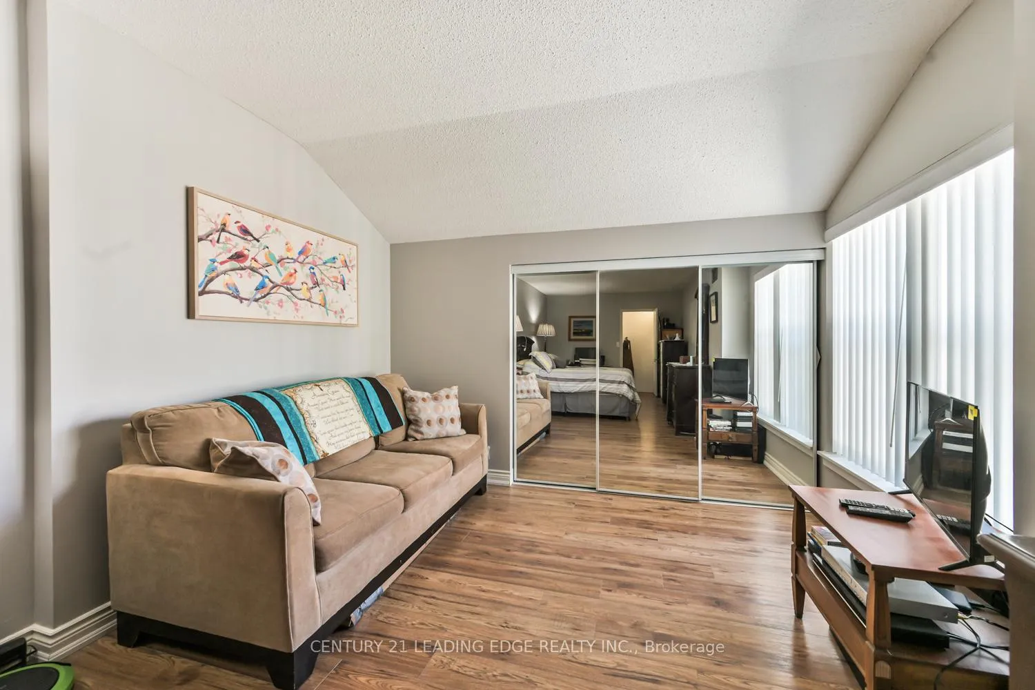 Photo 17 of Unit PH13, 100 Anna Russell Way, Markham, Unionville — HOMEH