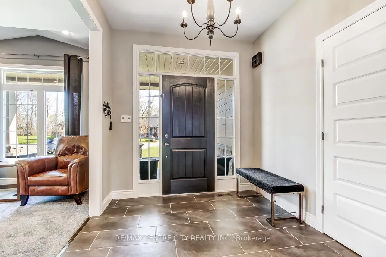 Photo 3 of 12 Pebble Beach Court, St. Thomas — HOMEH