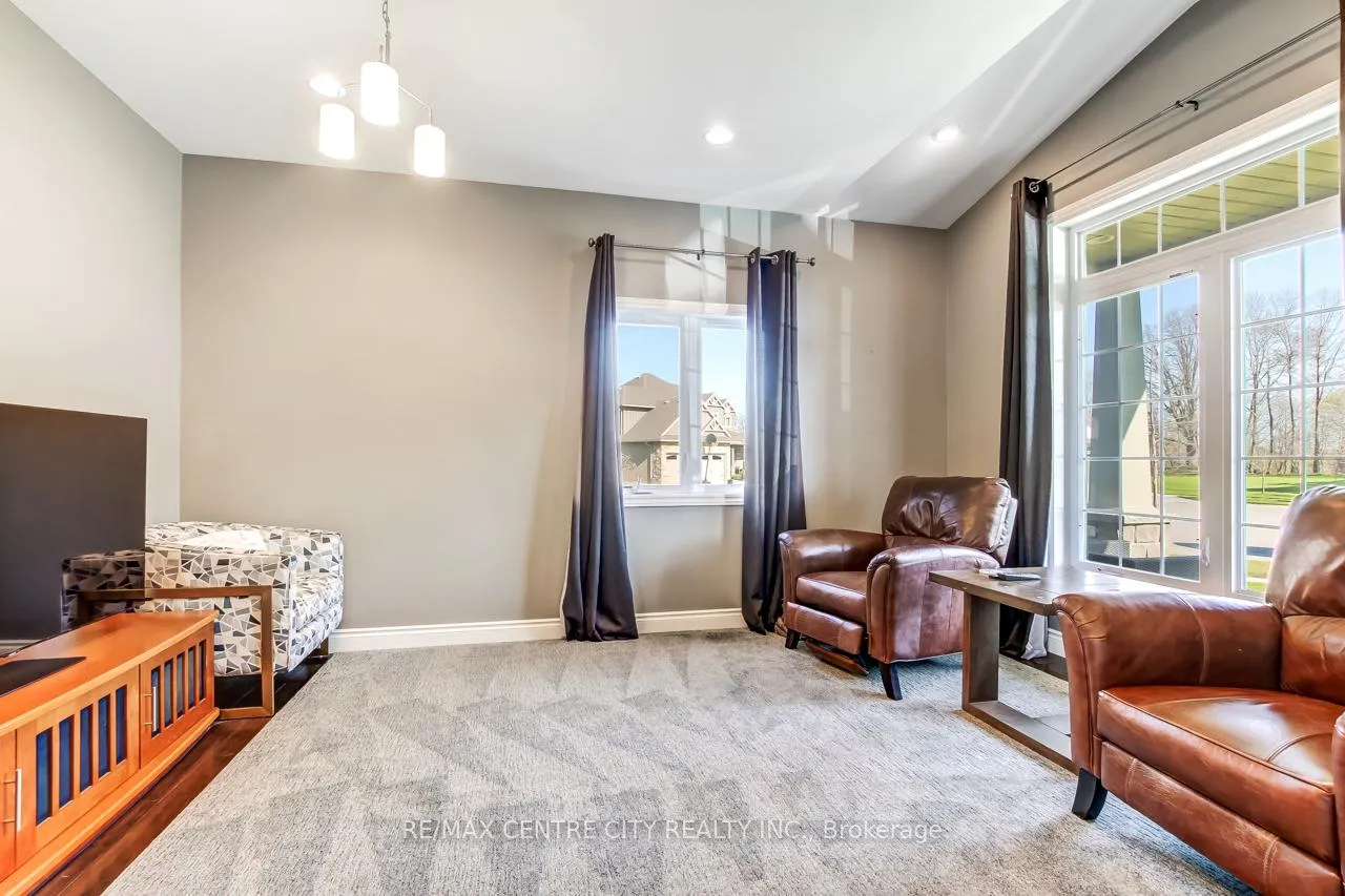 Photo 4 of 12 Pebble Beach Court, St. Thomas — HOMEH