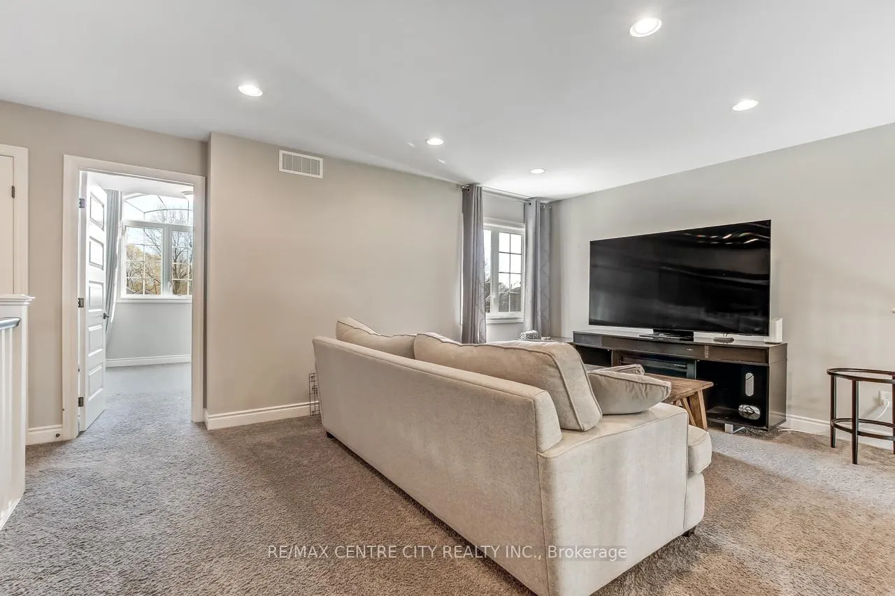 Photo 16 of 12 Pebble Beach Court, St. Thomas — HOMEH