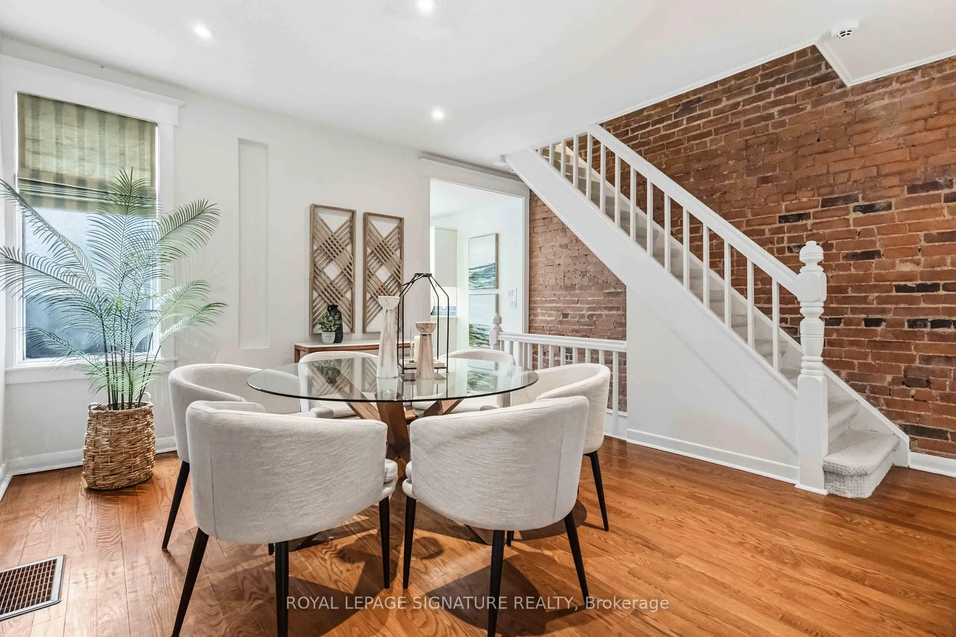 Photo 6 of 31 Hampton Avenue, Toronto, North Riverdale — HOMEH