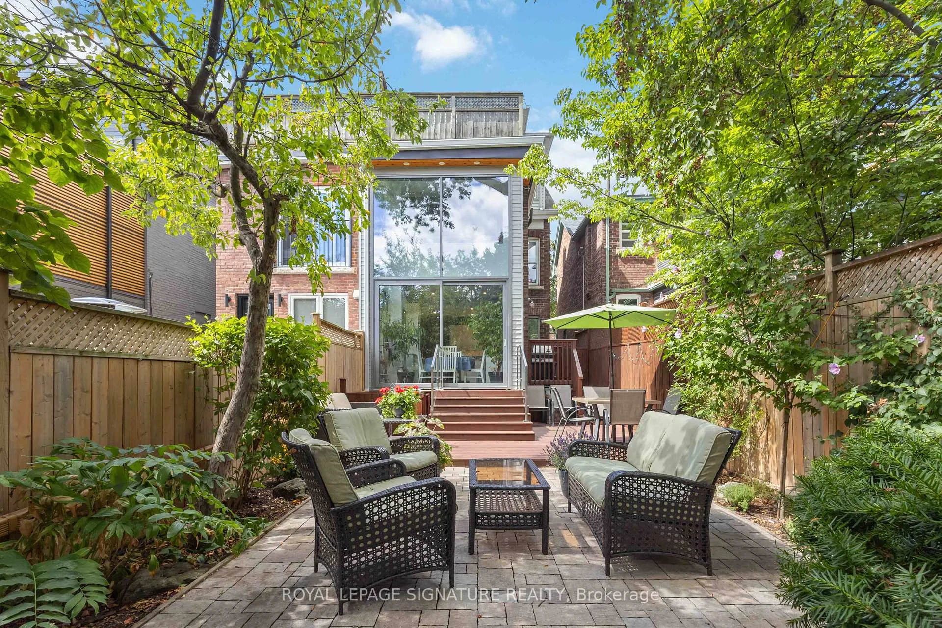Photo 34 of 31 Hampton Avenue, Toronto, North Riverdale — HOMEH