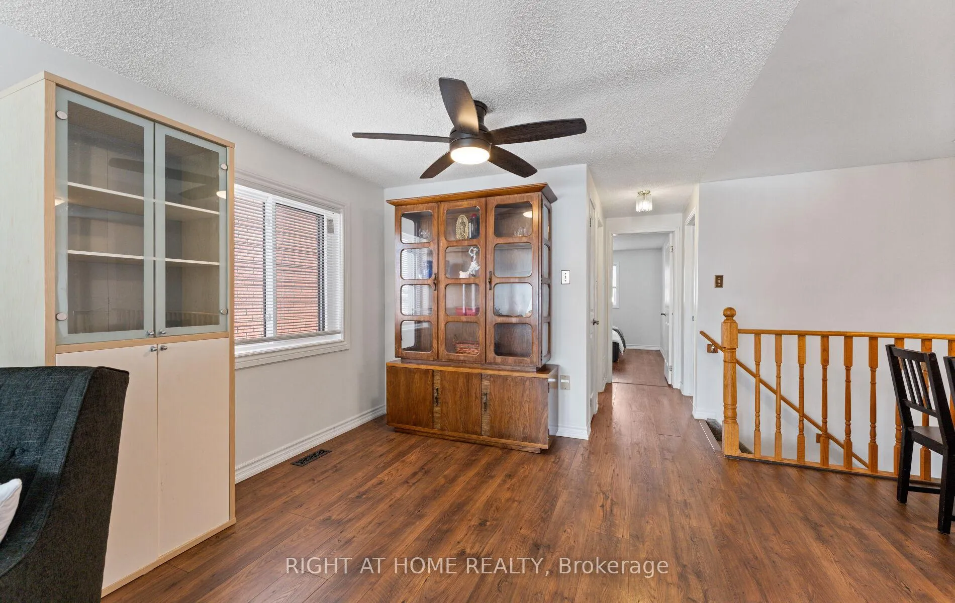 Photo 6 of 56 Ferguson Drive, Barrie, Northwest — HOMEH