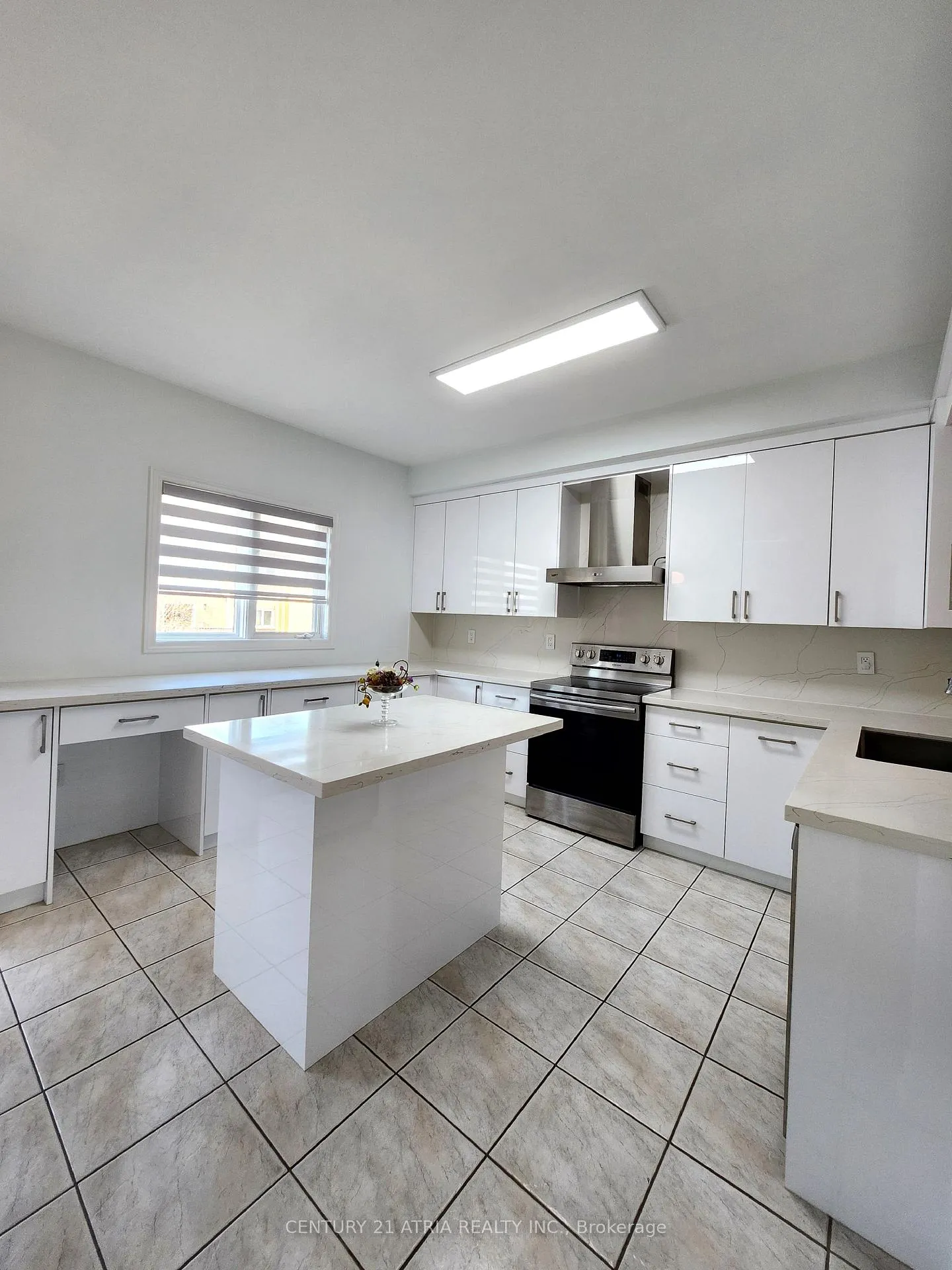 Photo 17 of 158 Galleria Parkway, Markham, Commerce Valley — HOMEH