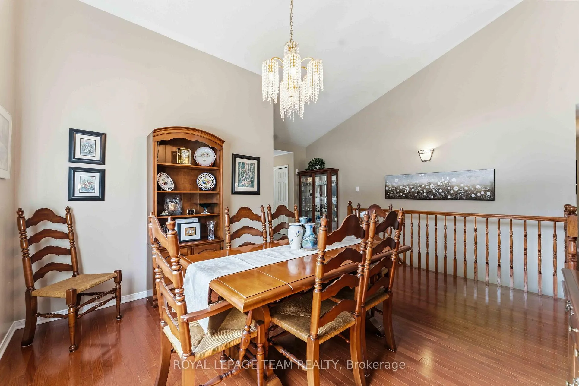 Photo 7 of 45 Burnstead Crescent, Ottawa, Kanata - Emerald Meadows/Trailwest — HOMEH