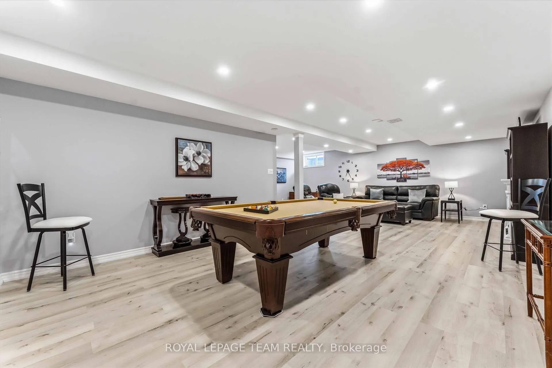 Photo 31 of 45 Burnstead Crescent, Ottawa, Kanata - Emerald Meadows/Trailwest — HOMEH