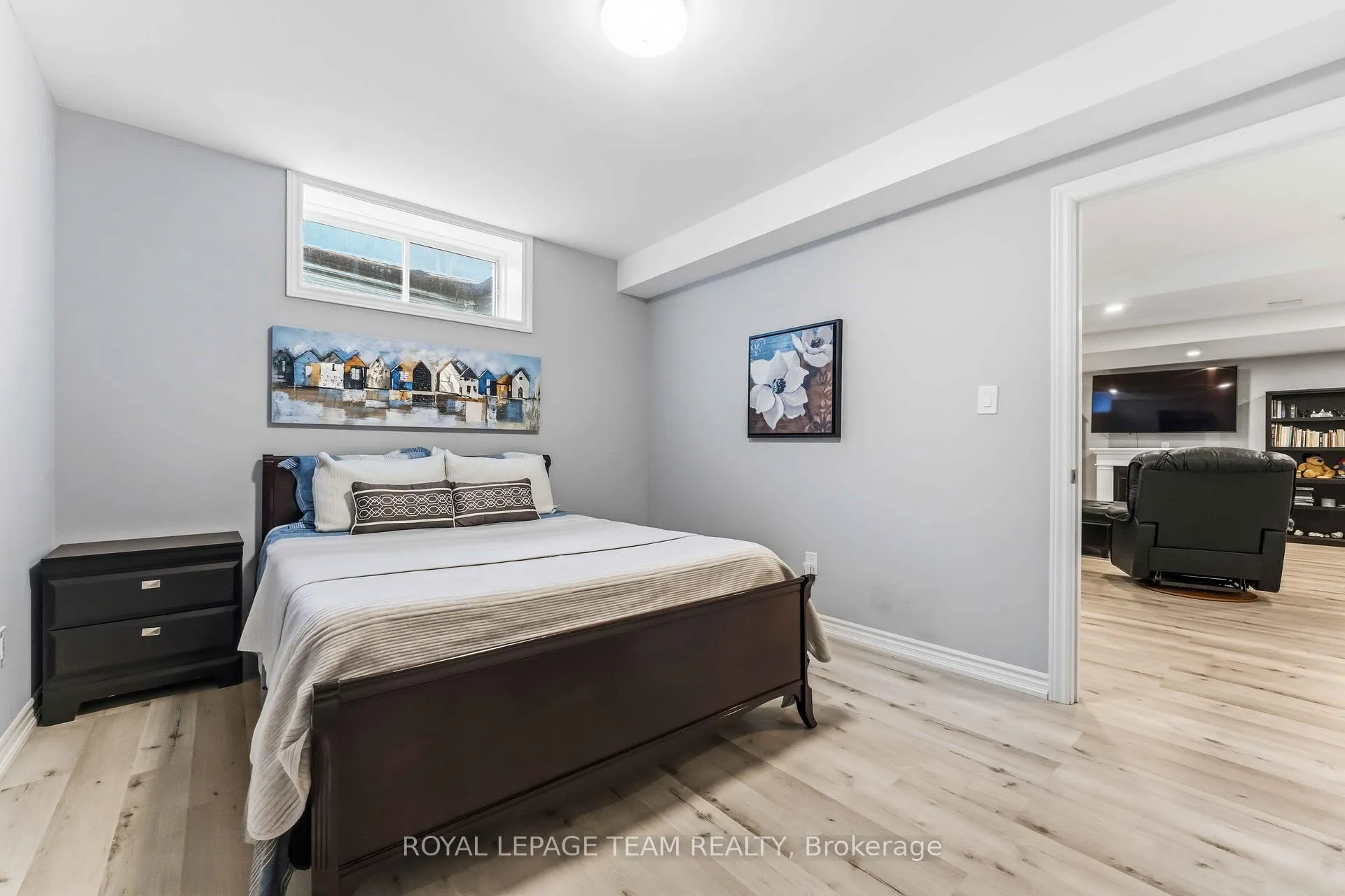 Photo 37 of 45 Burnstead Crescent, Ottawa, Kanata - Emerald Meadows/Trailwest — HOMEH
