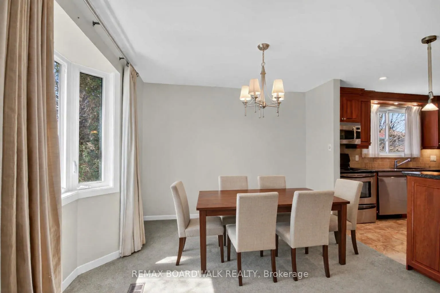 Photo 15 of 103 Christopher Hamilton Street, Ottawa, Richmond — HOMEH