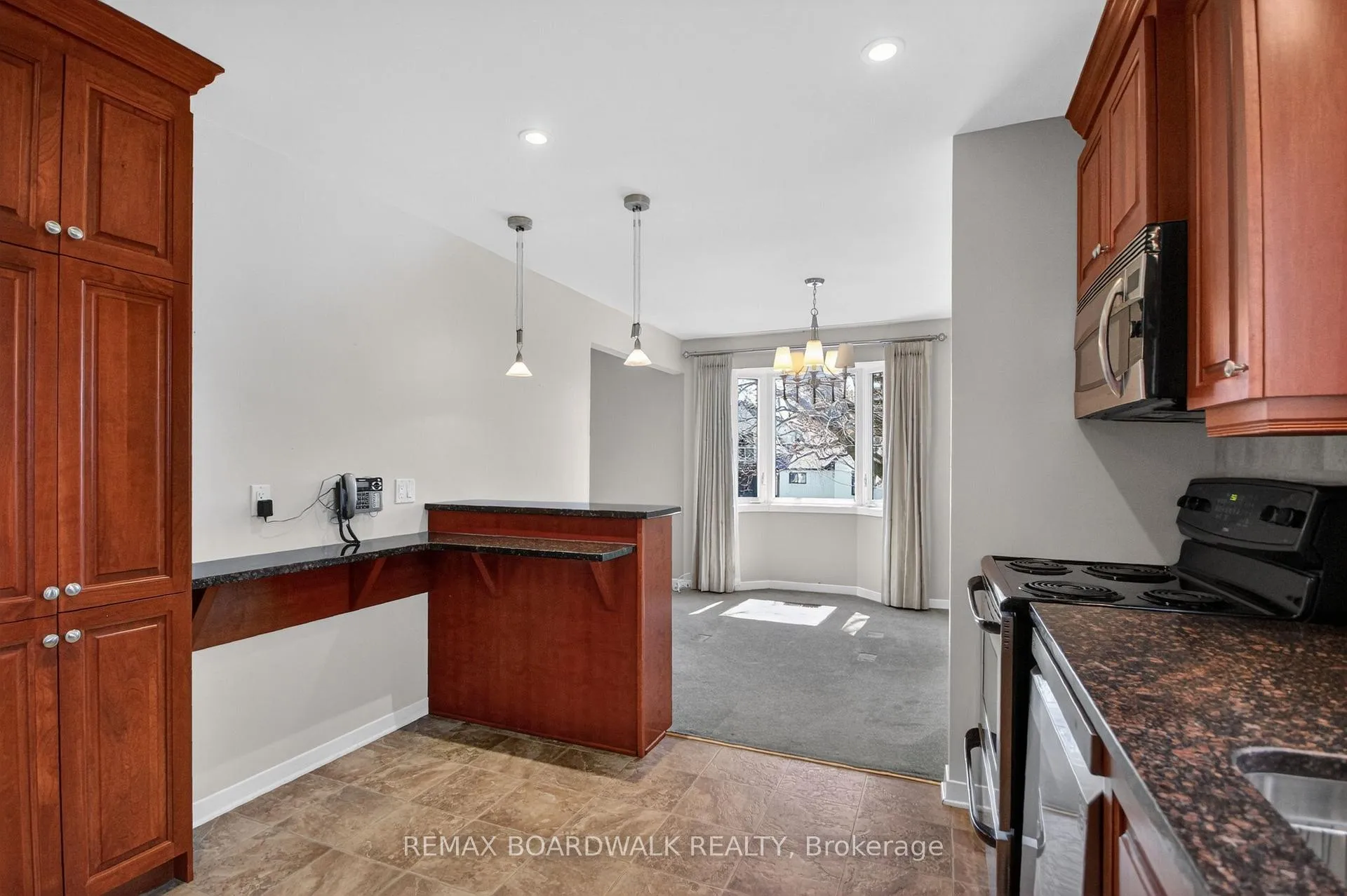 Photo 20 of 103 Christopher Hamilton Street, Ottawa, Richmond — HOMEH