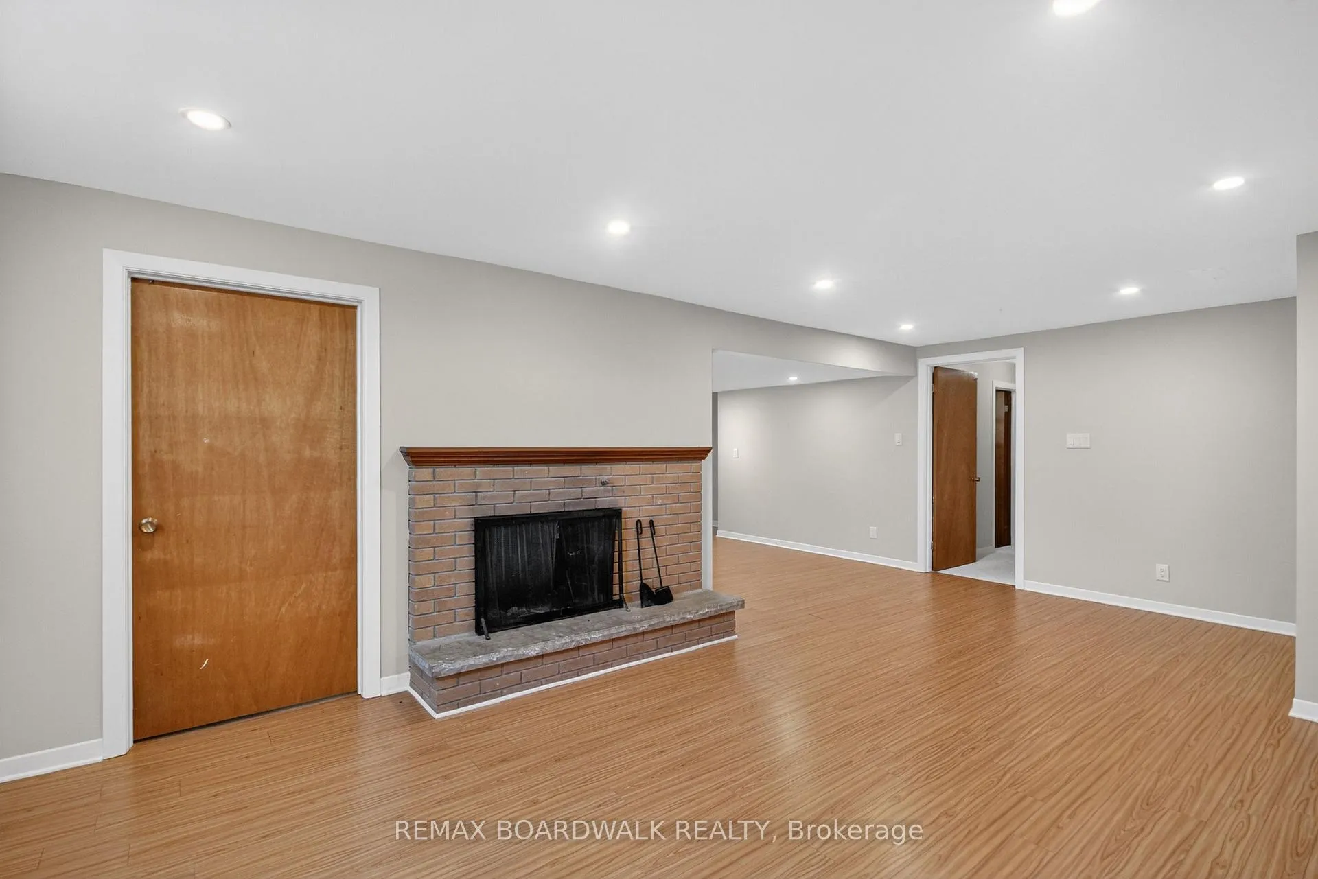 Photo 32 of 103 Christopher Hamilton Street, Ottawa, Richmond — HOMEH