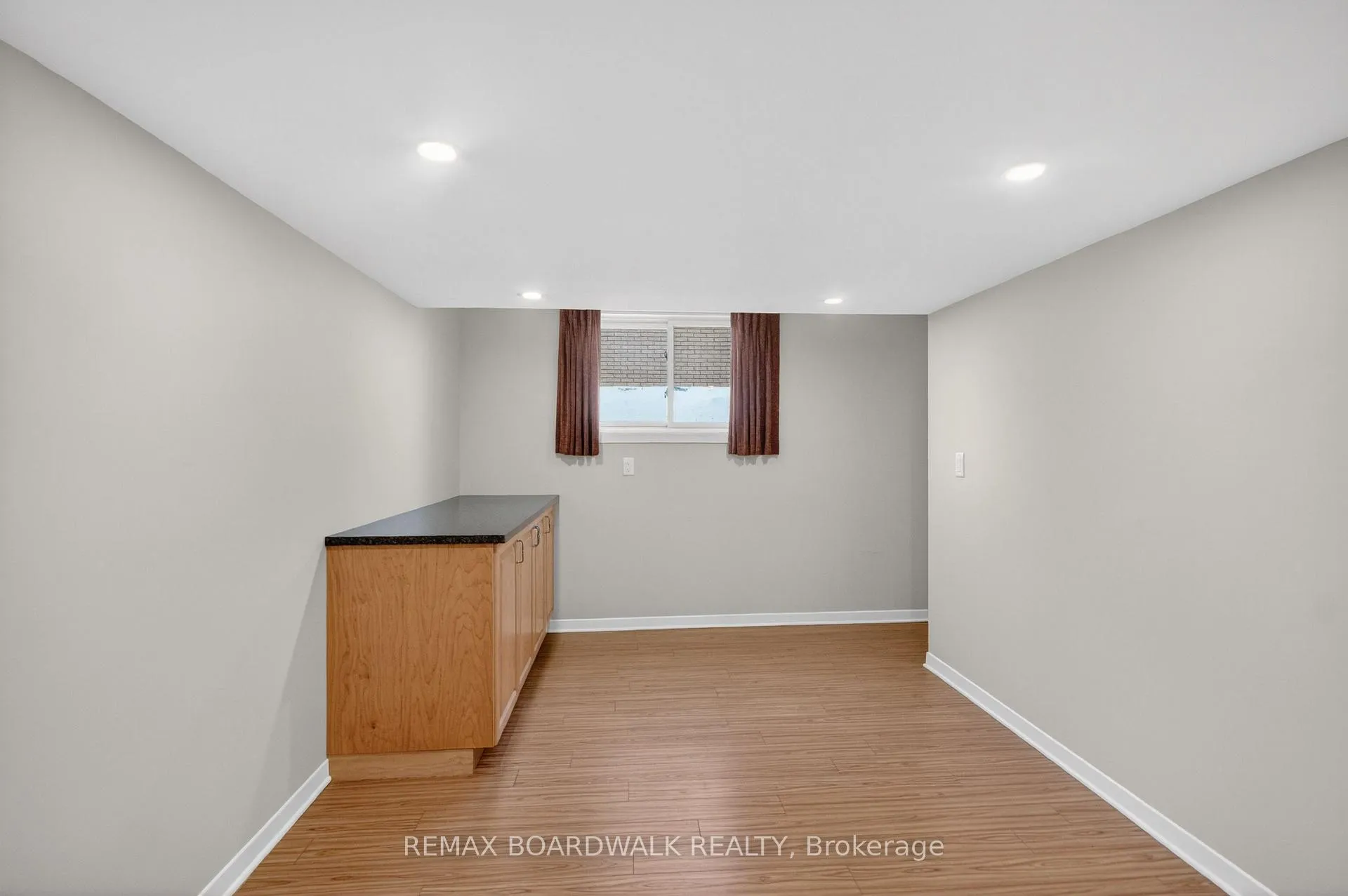 Photo 33 of 103 Christopher Hamilton Street, Ottawa, Richmond — HOMEH