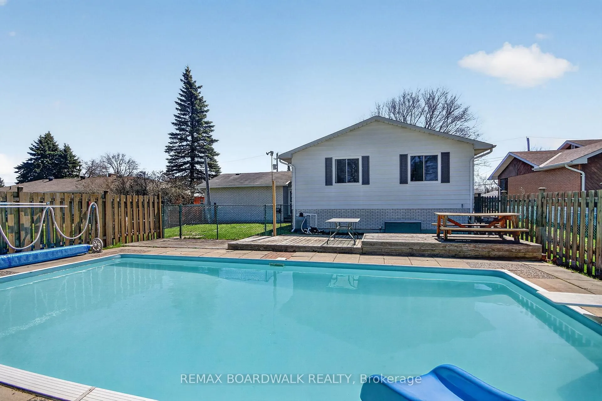 Photo 40 of 103 Christopher Hamilton Street, Ottawa, Richmond — HOMEH