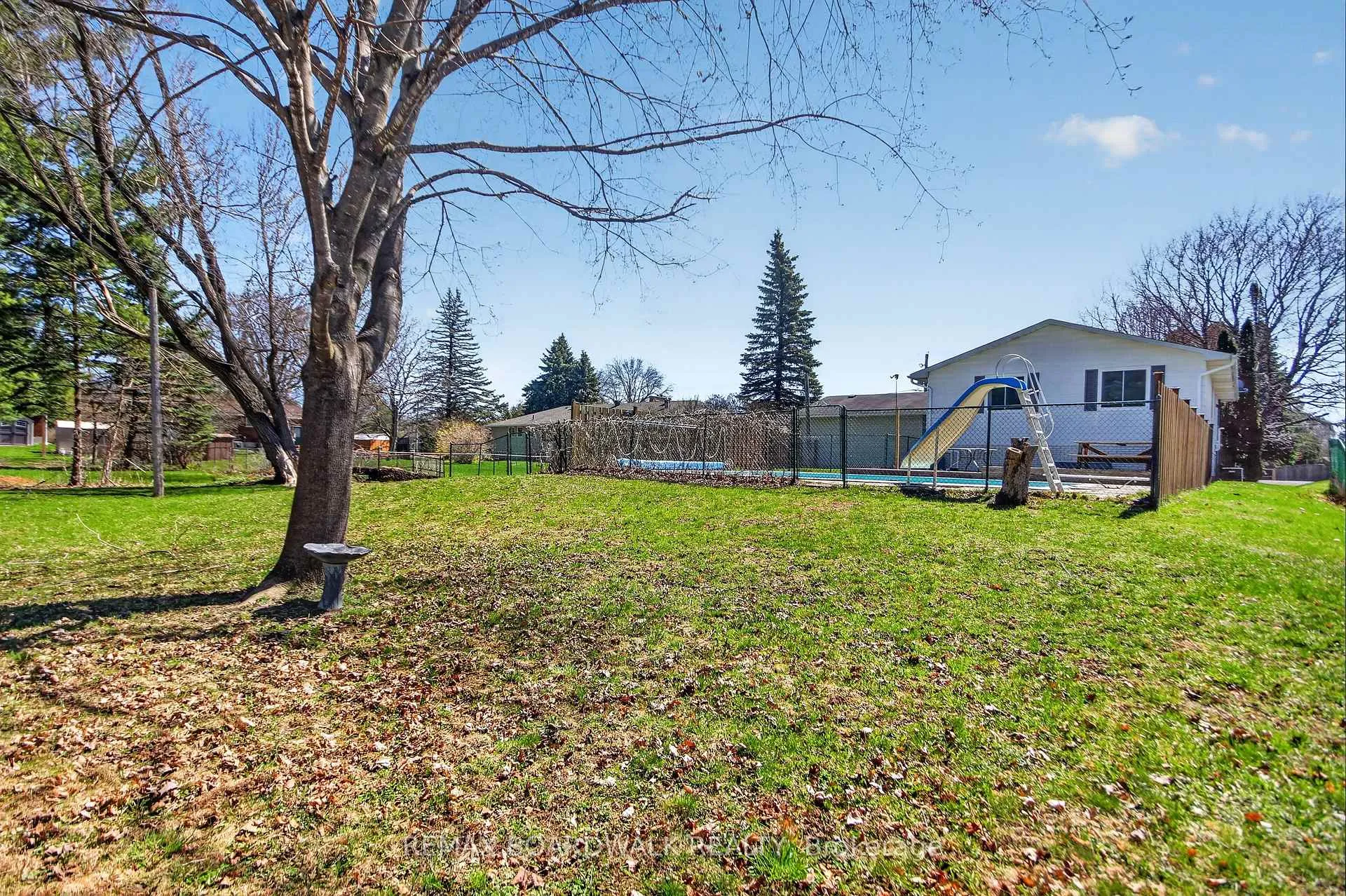 Photo 47 of 103 Christopher Hamilton Street, Ottawa, Richmond — HOMEH