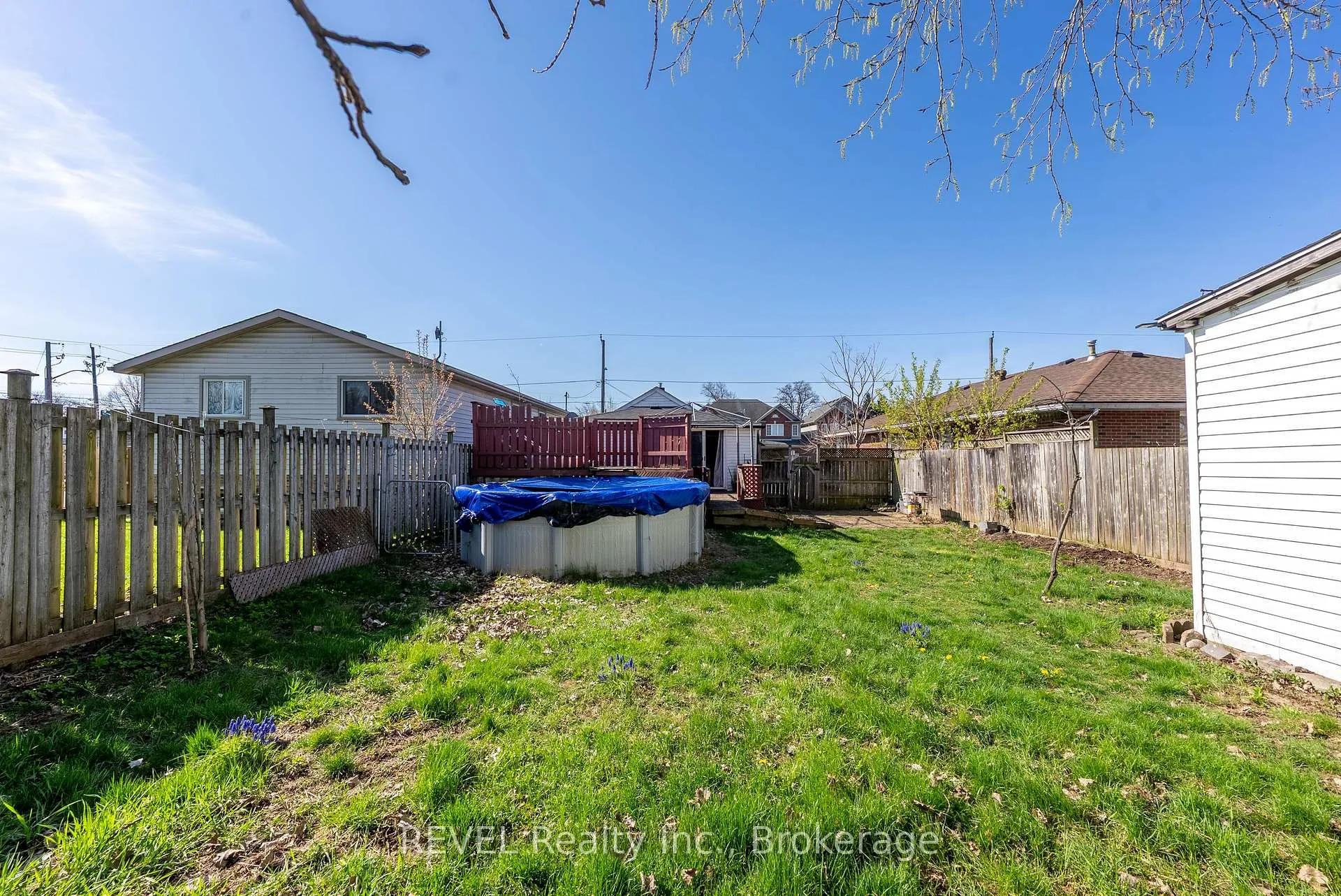 Photo 32 of 6251 Ash Street, Niagara Falls, Dorchester — HOMEH