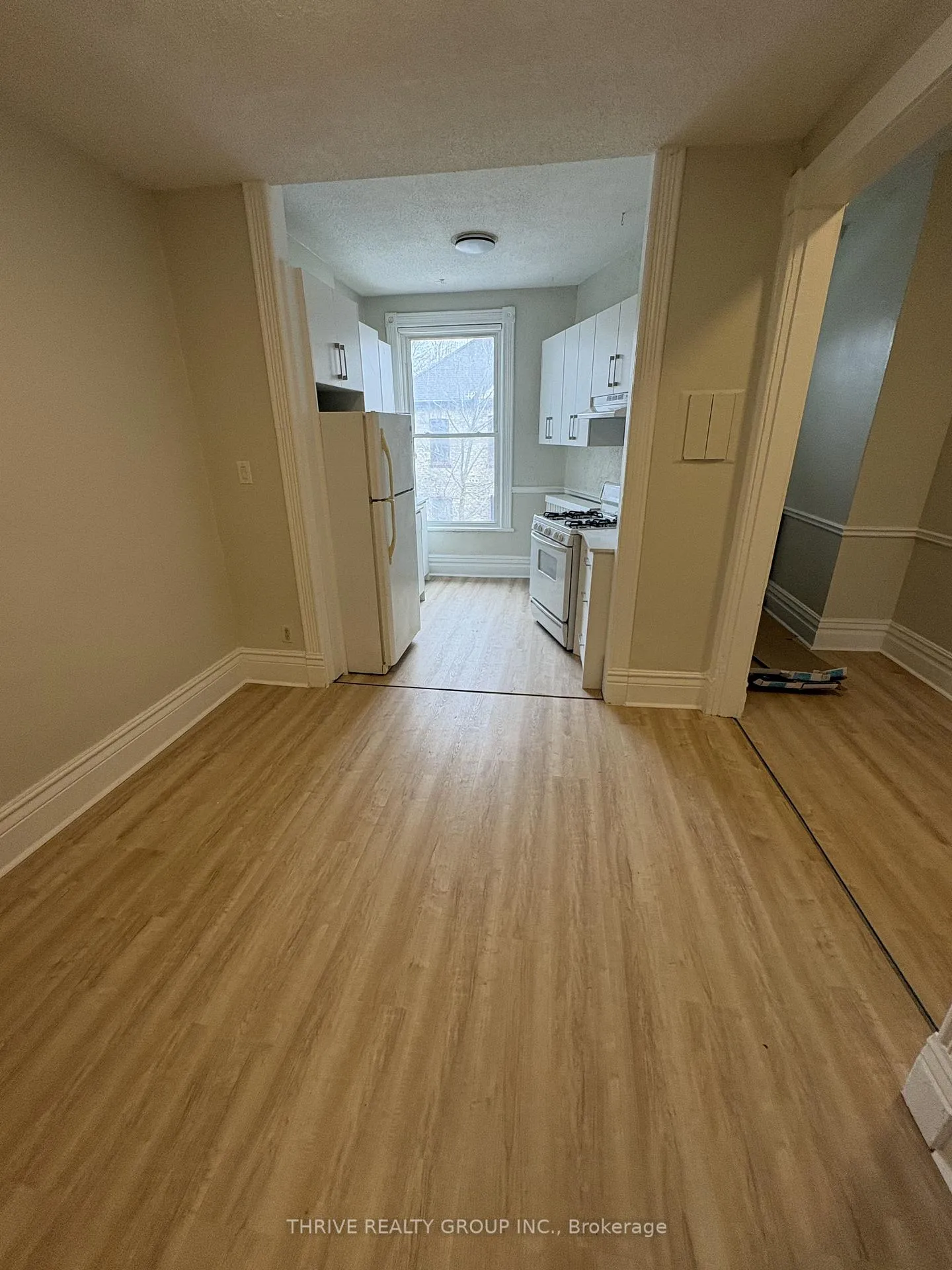 Photo 2 of Unit 4, 466 Dufferin Avenue, London, East F — HOMEH