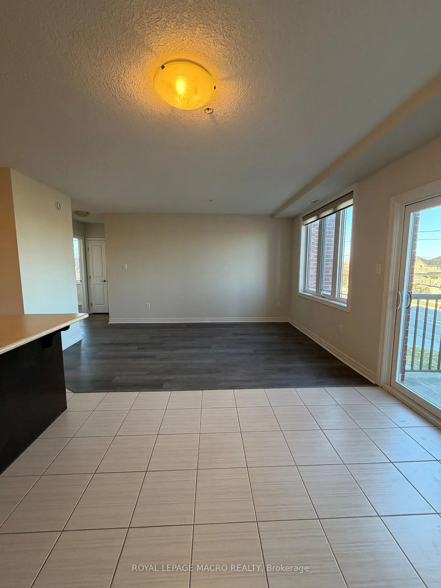 Photo 8 of Unit 218, 3200 Regional Road 56, Hamilton, Binbrook — HOMEH