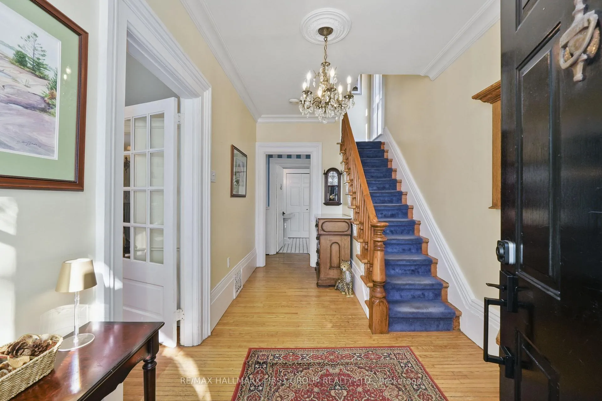 Photo 5 of 320 College Street, Cobourg — HOMEH