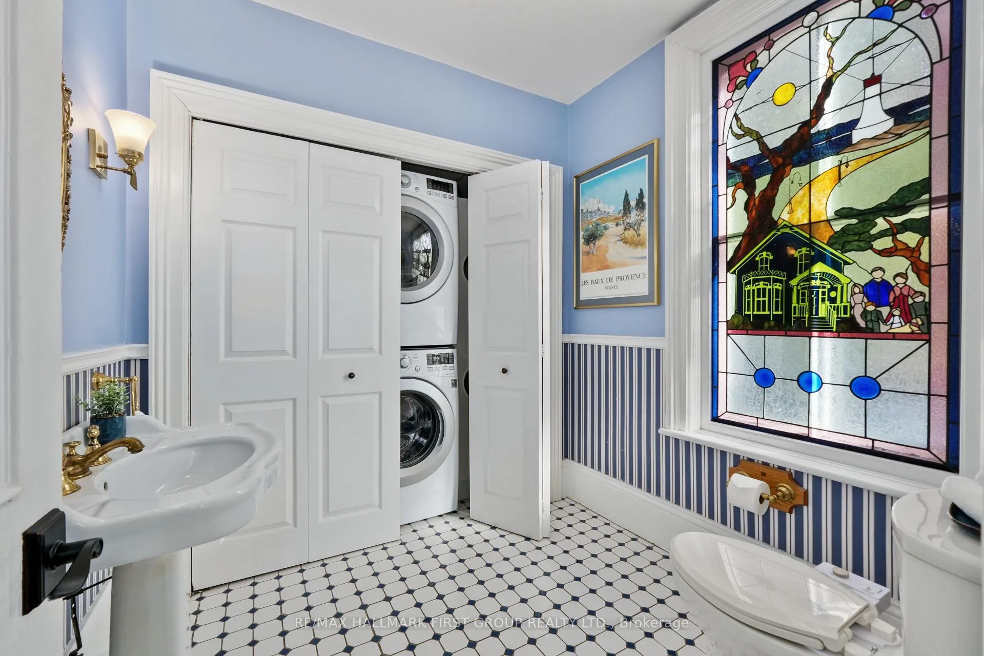 Photo 12 of 320 College Street, Cobourg — HOMEH