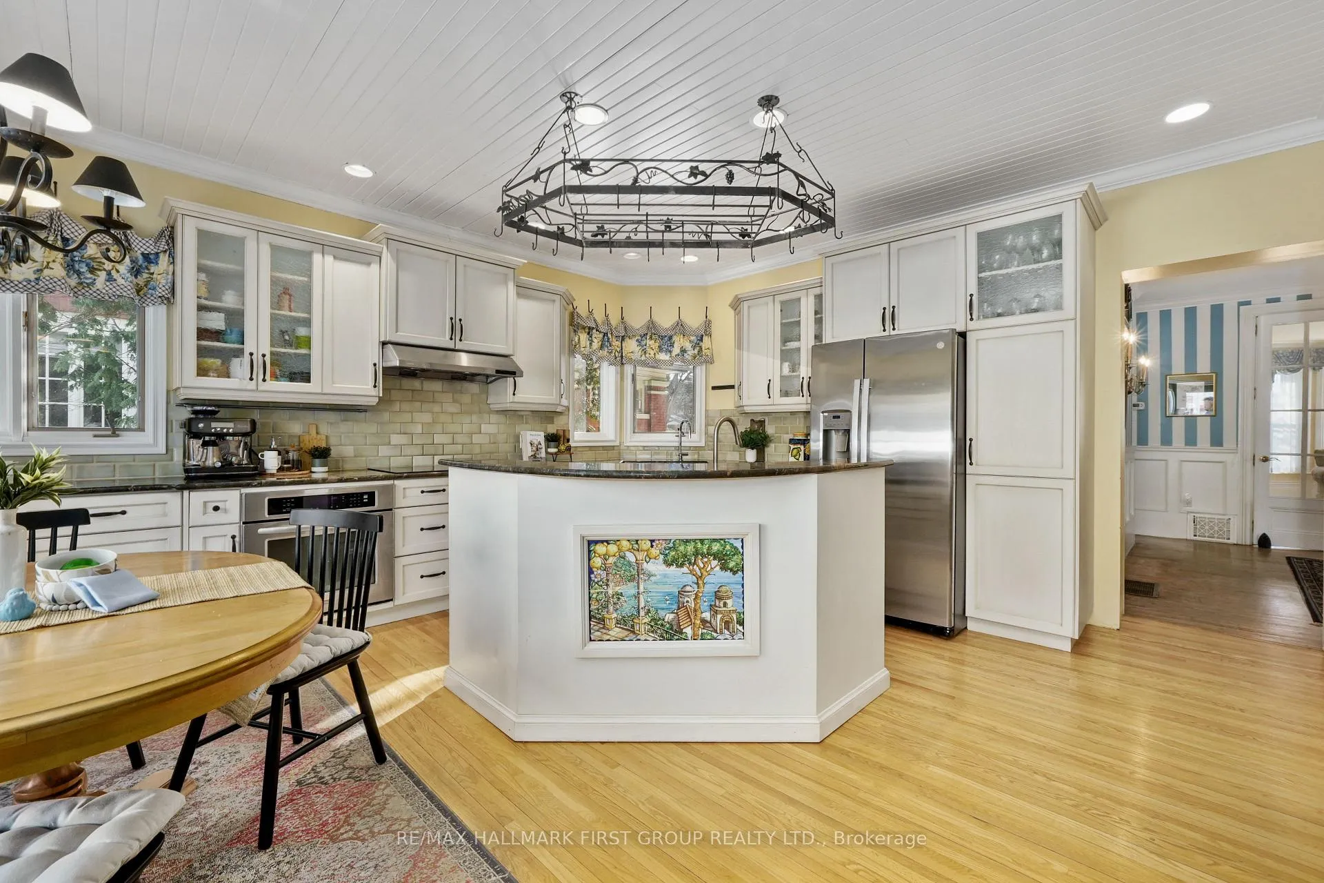 Photo 13 of 320 College Street, Cobourg — HOMEH