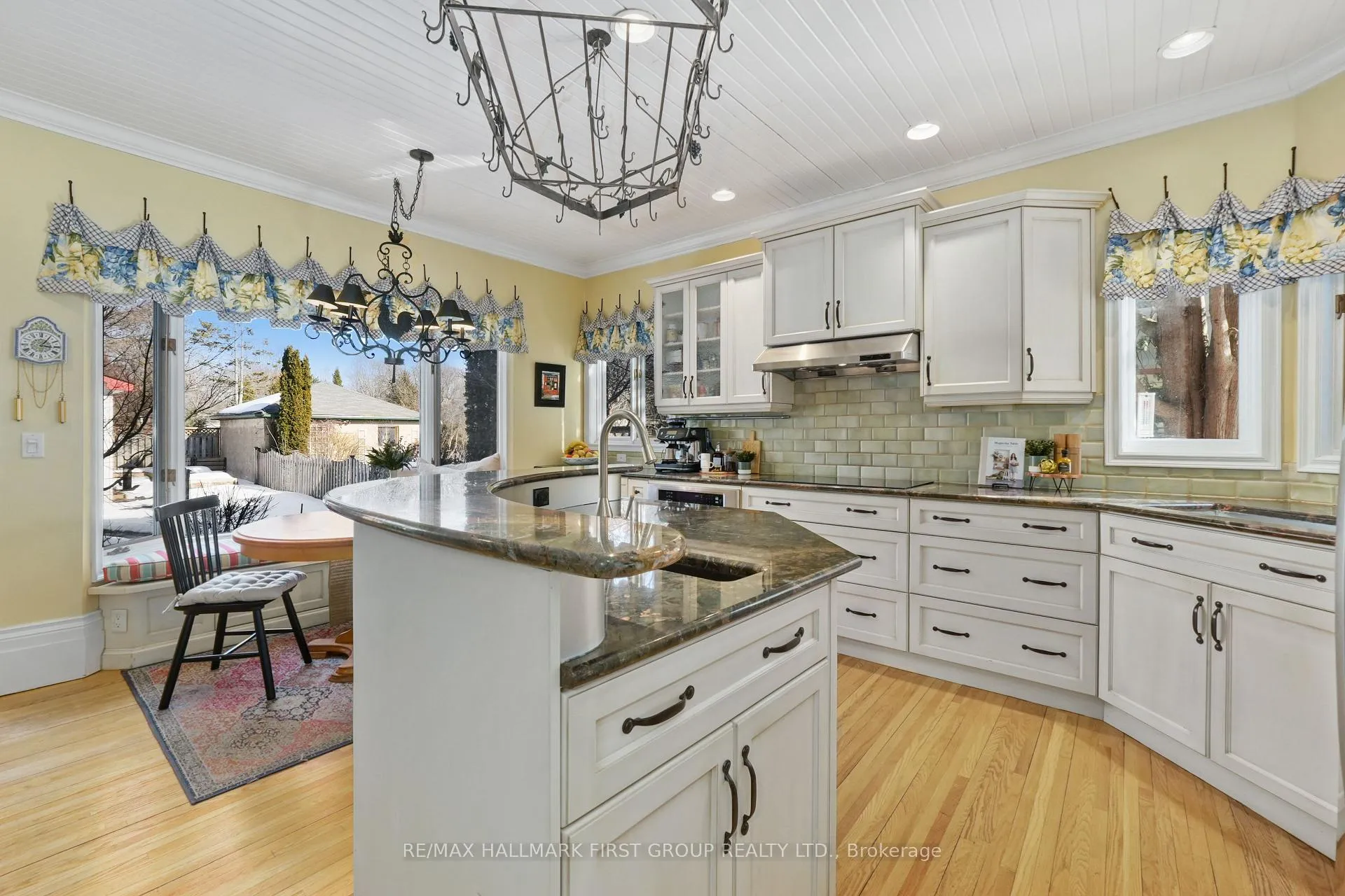 Photo 16 of 320 College Street, Cobourg — HOMEH