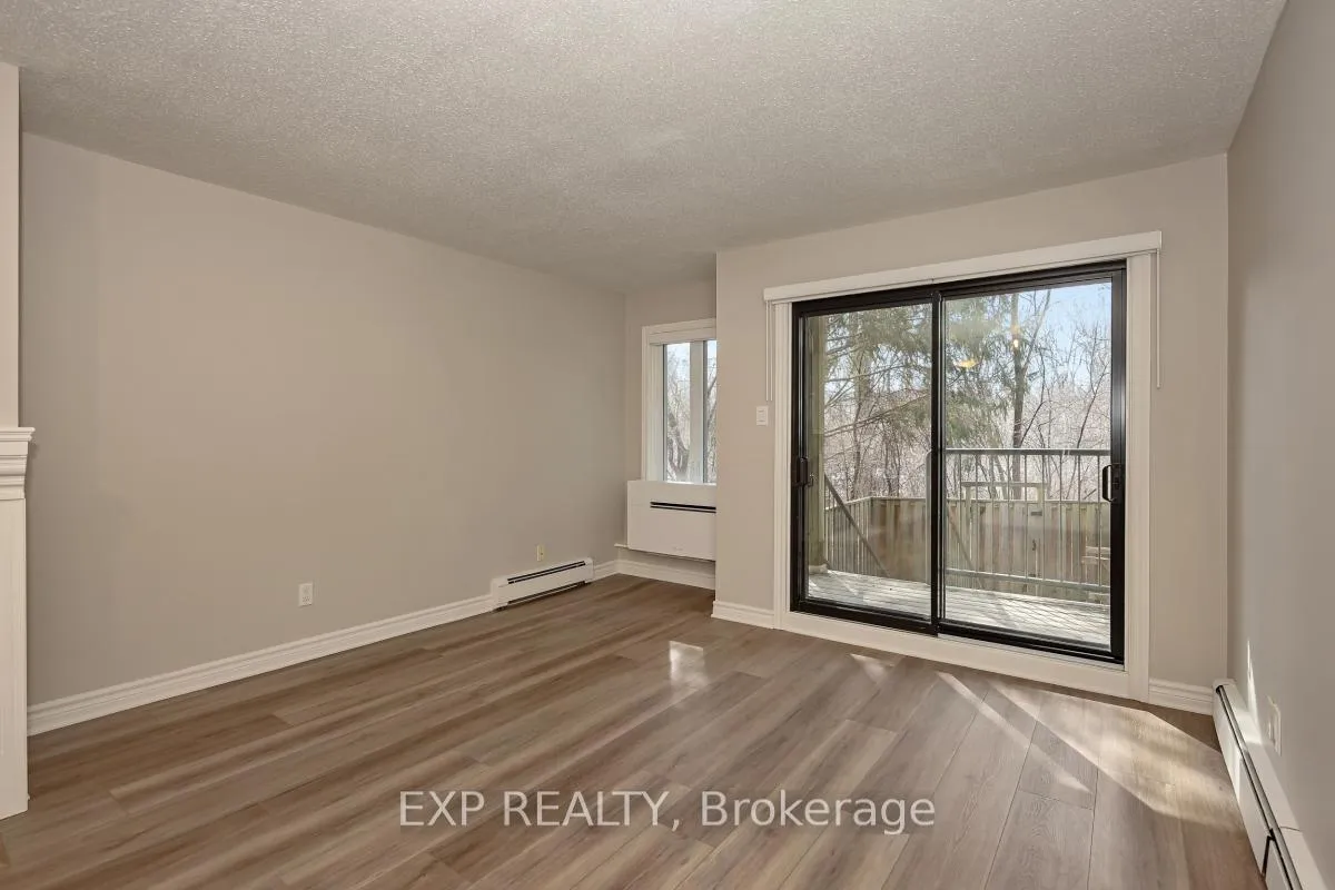 Photo 14 of 45 Crispin Private, Ottawa, Manor Park — HOMEH