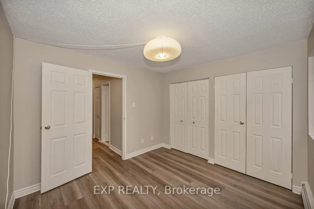 Photo 20 of 45 Crispin Private, Ottawa, Manor Park — HOMEH