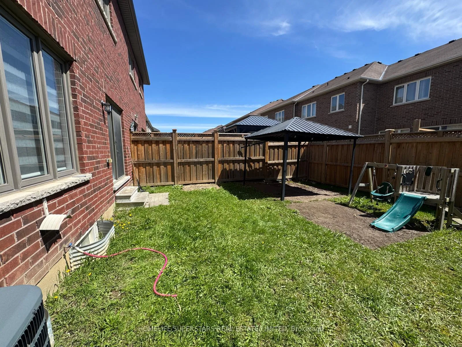 Photo 32 of 6 Dolobram Trail, Brampton, Northwest Brampton — HOMEH