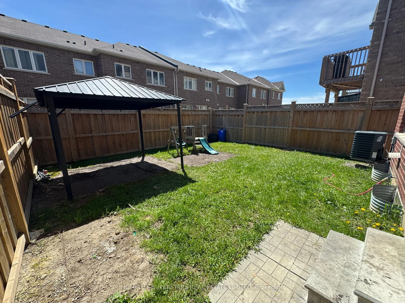 Photo 33 of 6 Dolobram Trail, Brampton, Northwest Brampton — HOMEH
