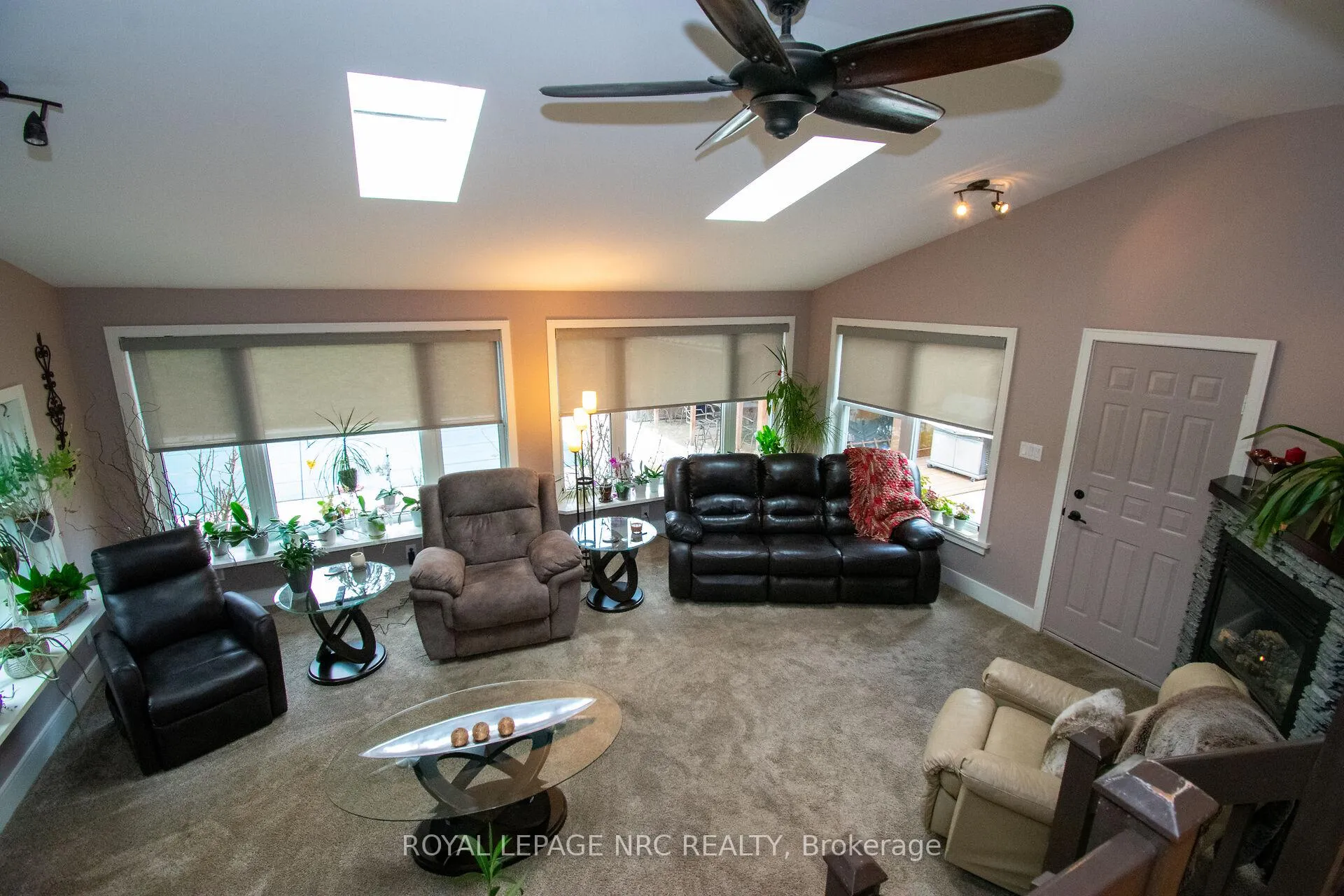 Photo 20 of 45 Nickerson Avenue, St. Catharines, Vine/Linwell — HOMEH