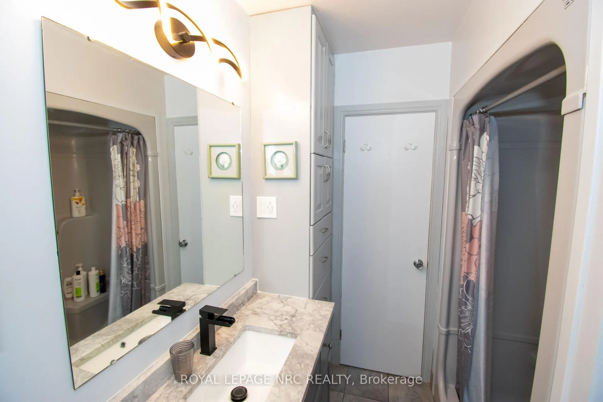 Photo 32 of 45 Nickerson Avenue, St. Catharines, Vine/Linwell — HOMEH