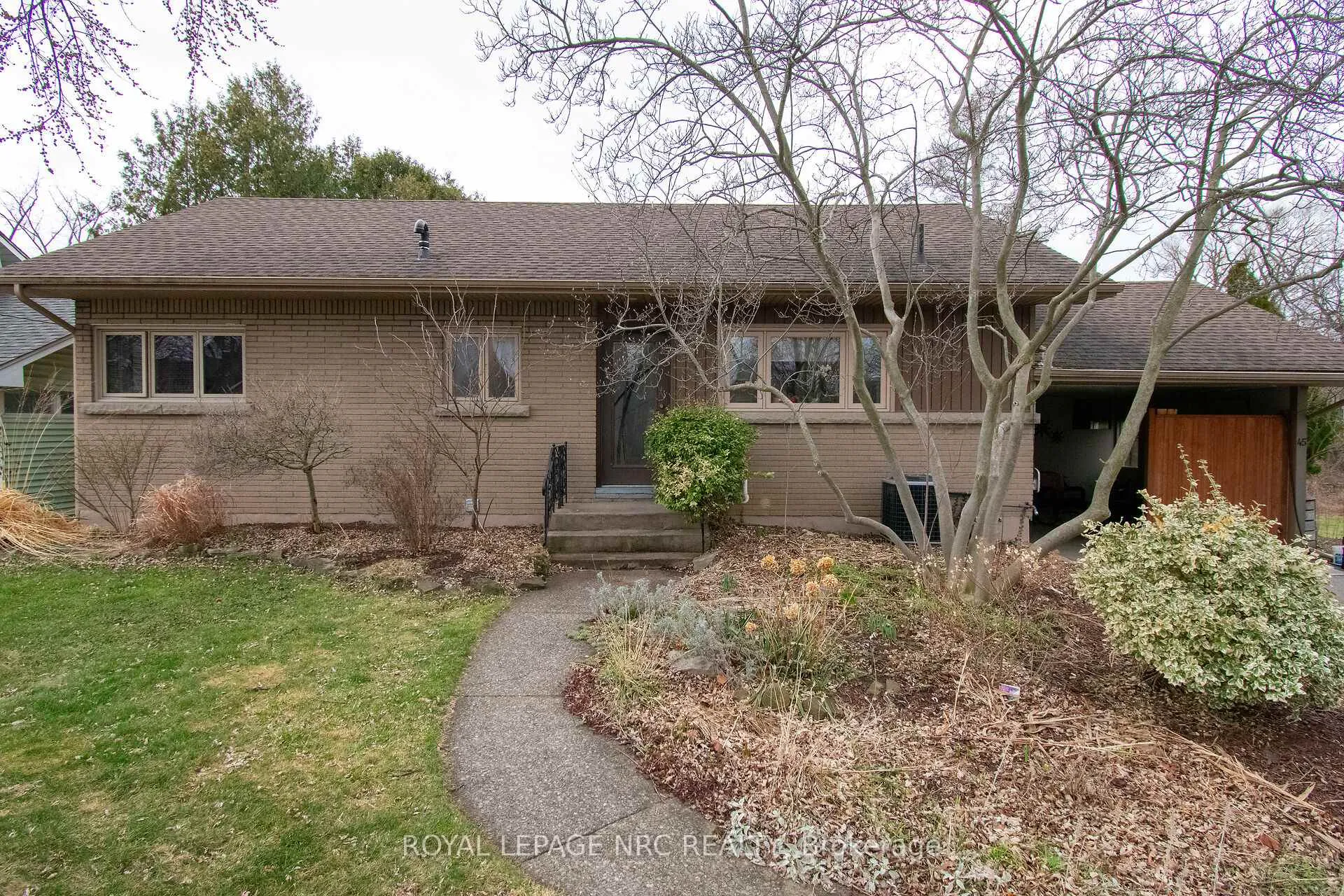Photo 50 of 45 Nickerson Avenue, St. Catharines, Vine/Linwell — HOMEH